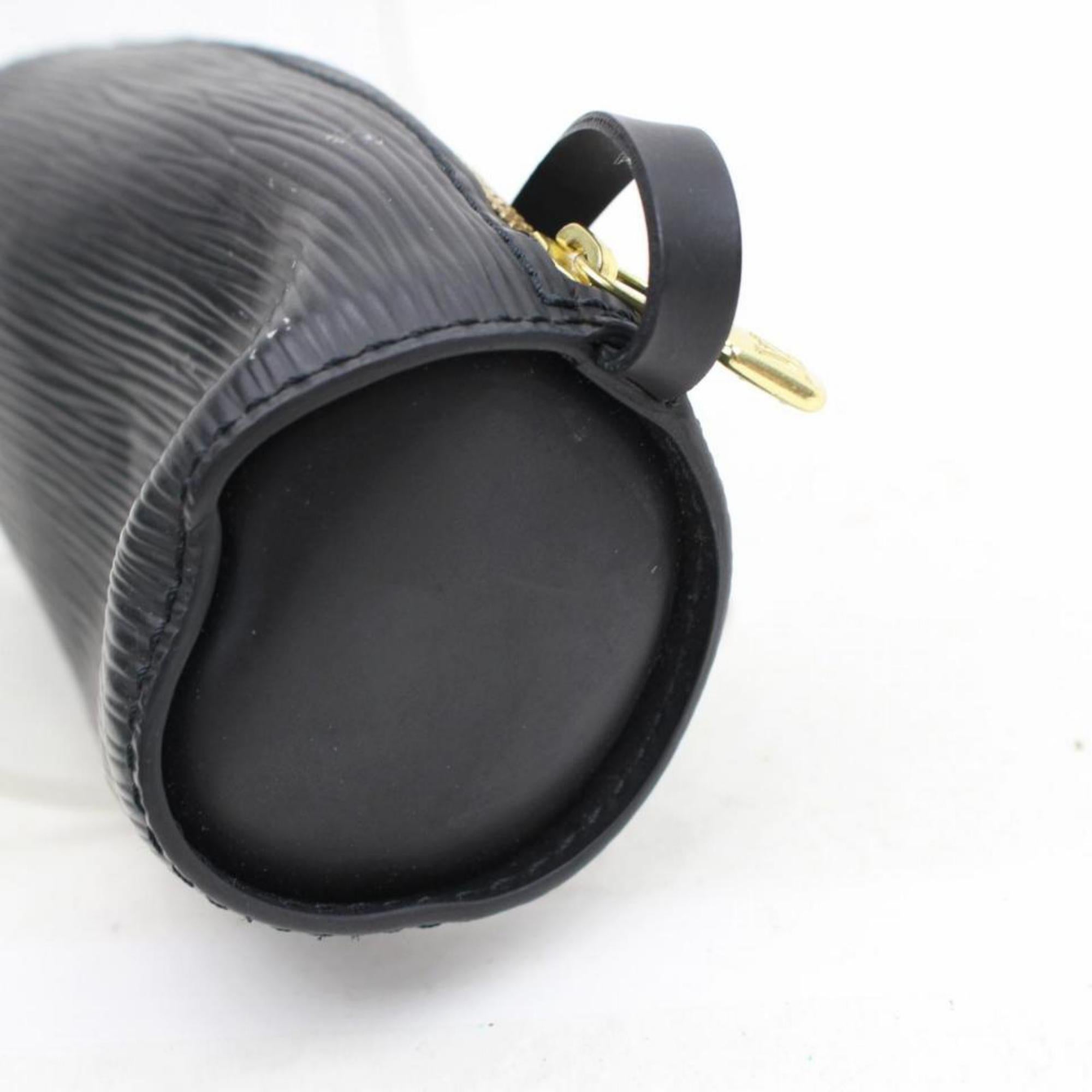Louis Vuitton Soufflot Noir Mini 868014 Black Leather Wristlet For Sale 3