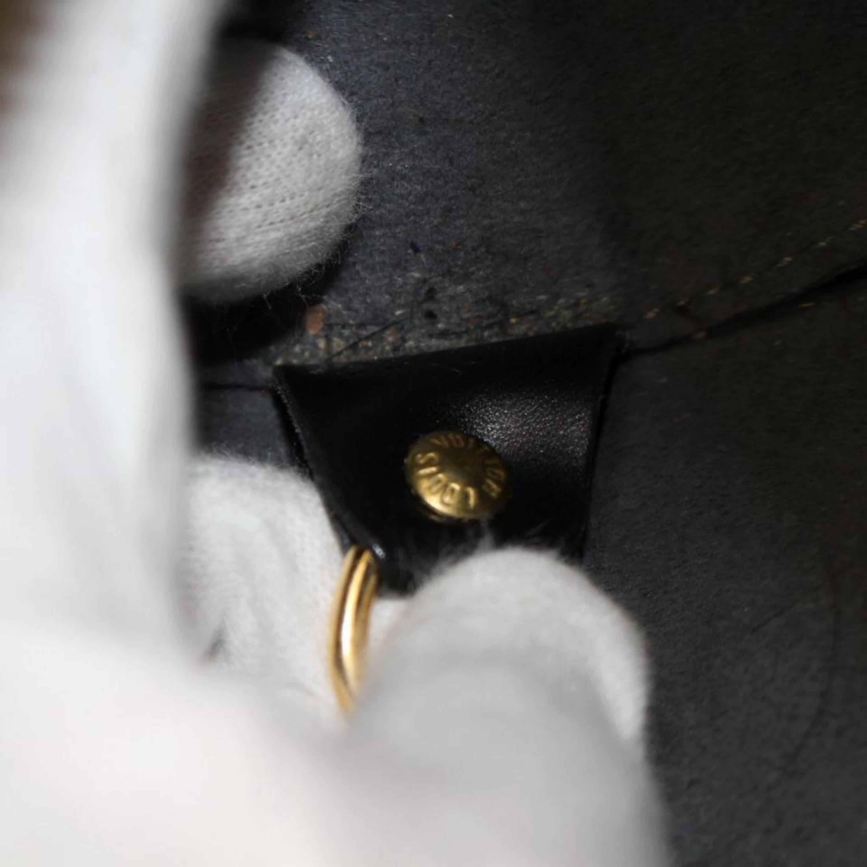 Width (inch) : 11.8 inch(approx)
Width (cm) : 30 cm(approx)
Height (inch) : 5.90 inch(approx)
Height (cm) : 15 cm(approx)
Depth (inch) : 5.51 inch(approx)
Depth (cm) : 14 cm(approx)
Handle (inch) : 17.32 inch
Handle (cm) : 44 cm
Color :