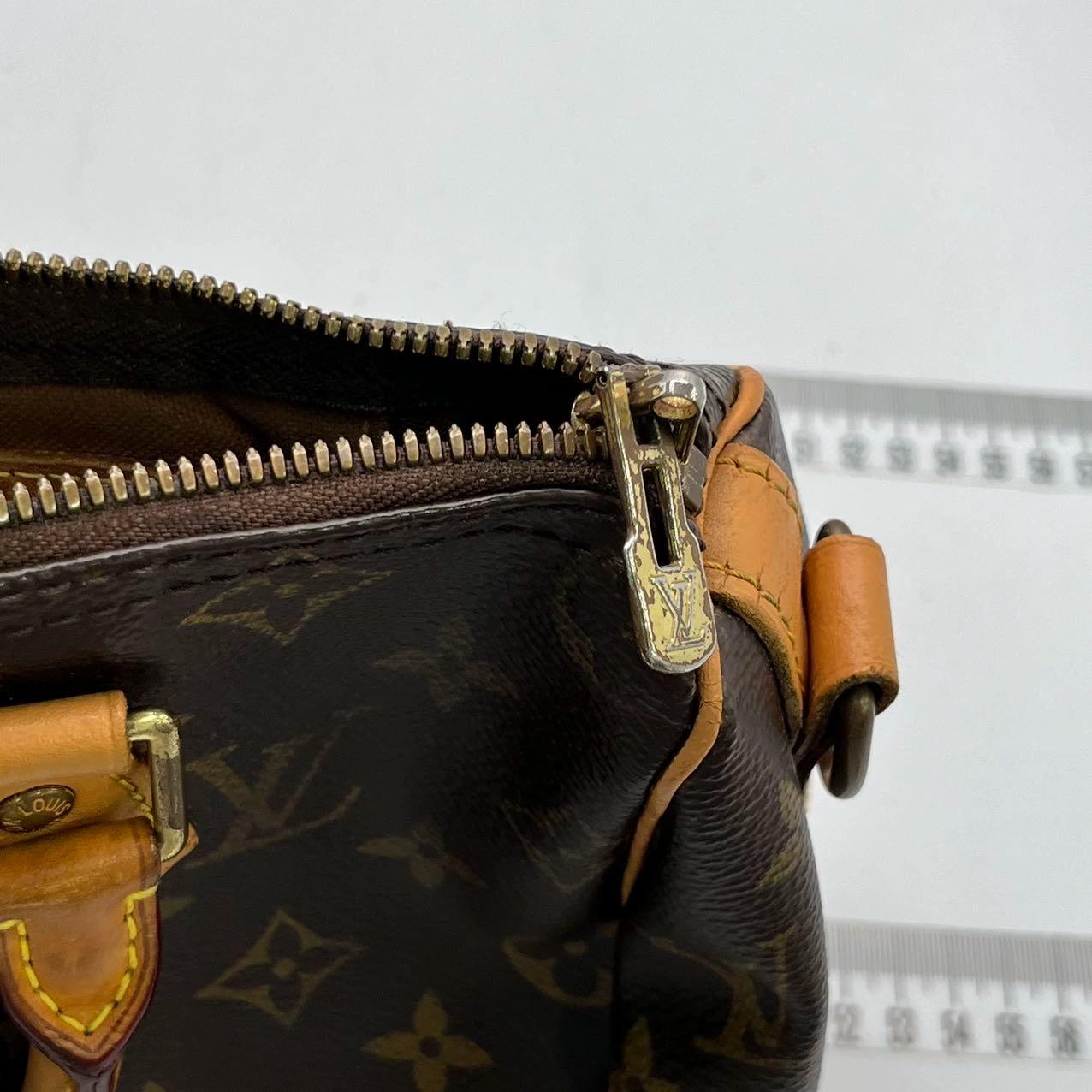 Louis Vuitton Speedy 25 Bandouliere Marrone con Monogram e Cinturino in vendita 6
