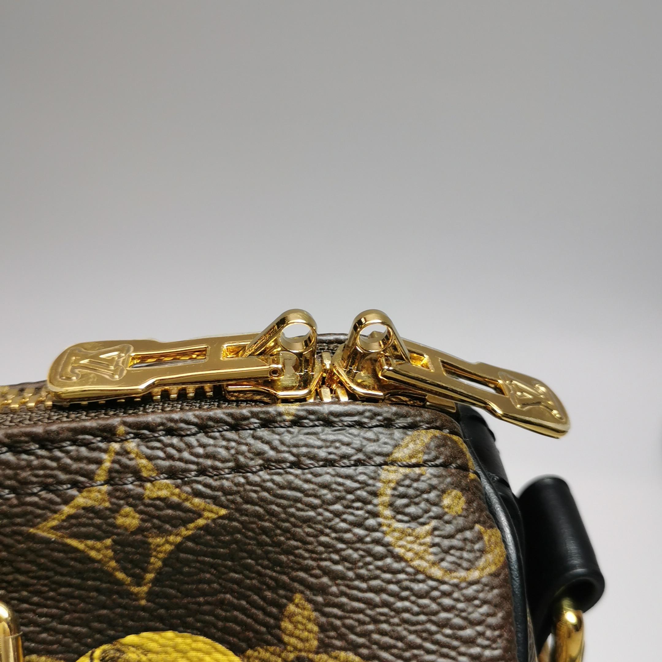 Louis Vuitton Speedy 25 Bandouliere Fornasetti Louvre Stempel mit Louvre-Stempeln im Angebot 5