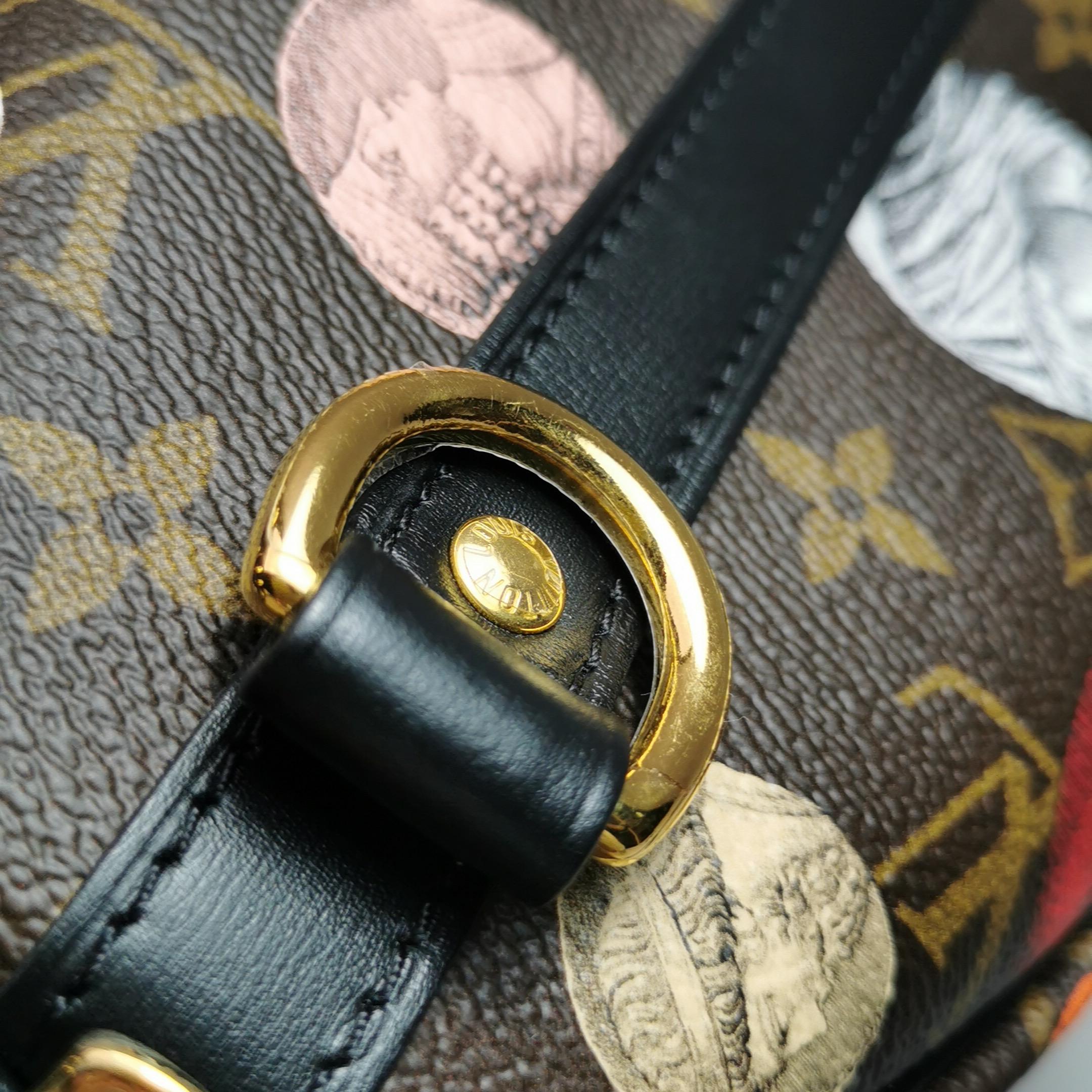 Louis Vuitton Speedy 25 Bandouliere Fornasetti Louvre Stempel mit Louvre-Stempeln im Angebot 8