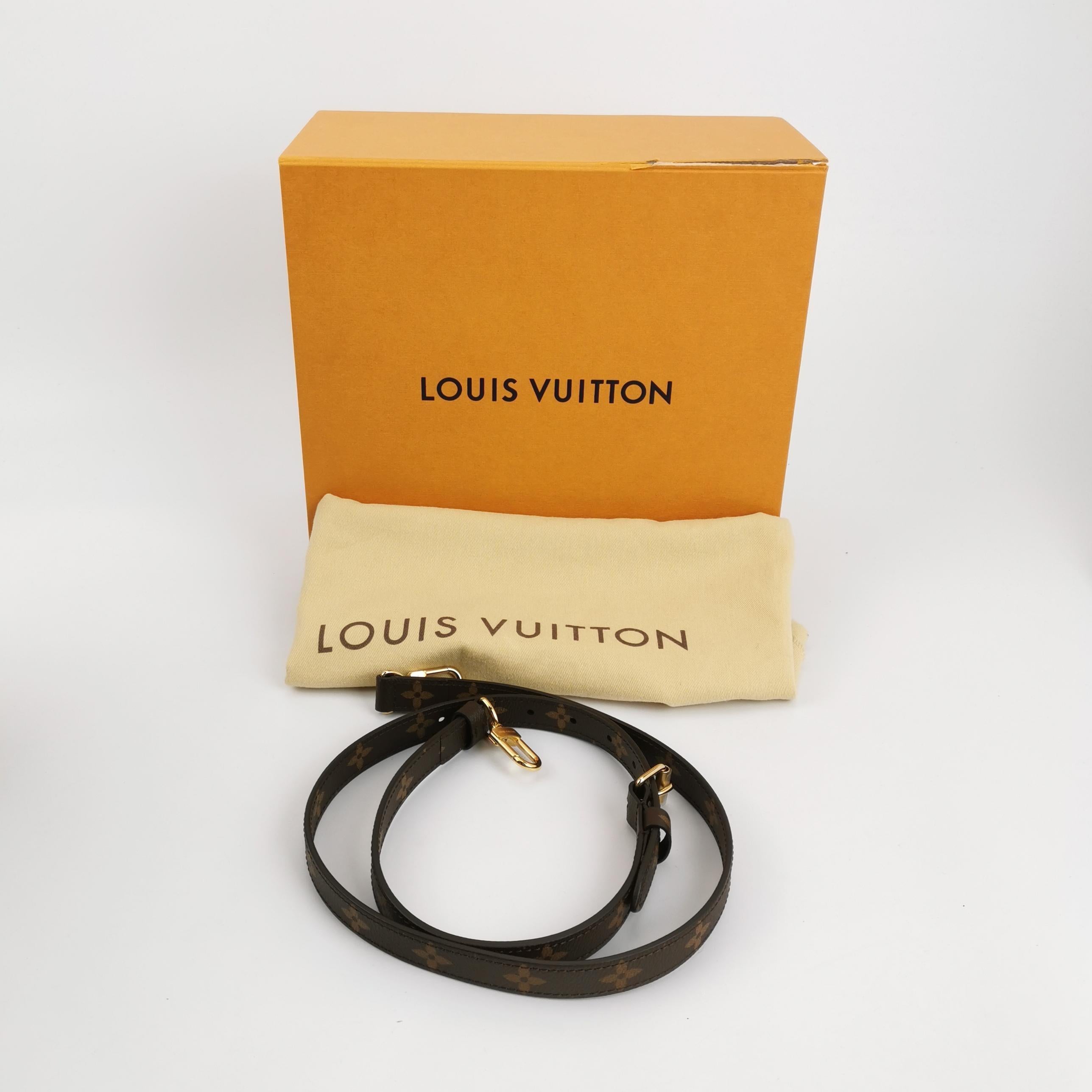 Louis Vuitton Speedy 25 Bandouliere Fornasetti Museum Gold For Sale 1