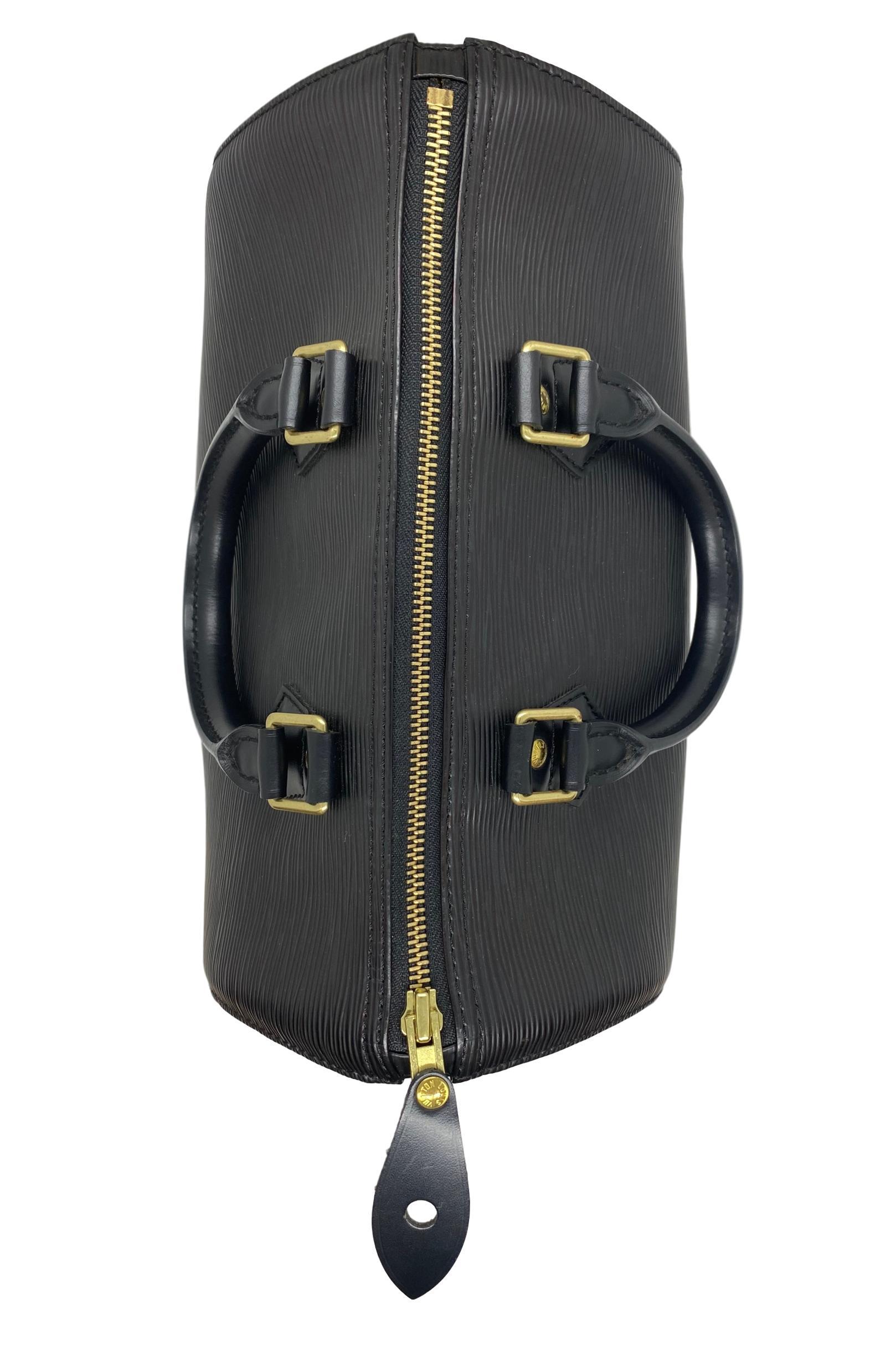 Louis Vuitton Speedy 25 Black EPI Leather Handbag, France 2002. 2