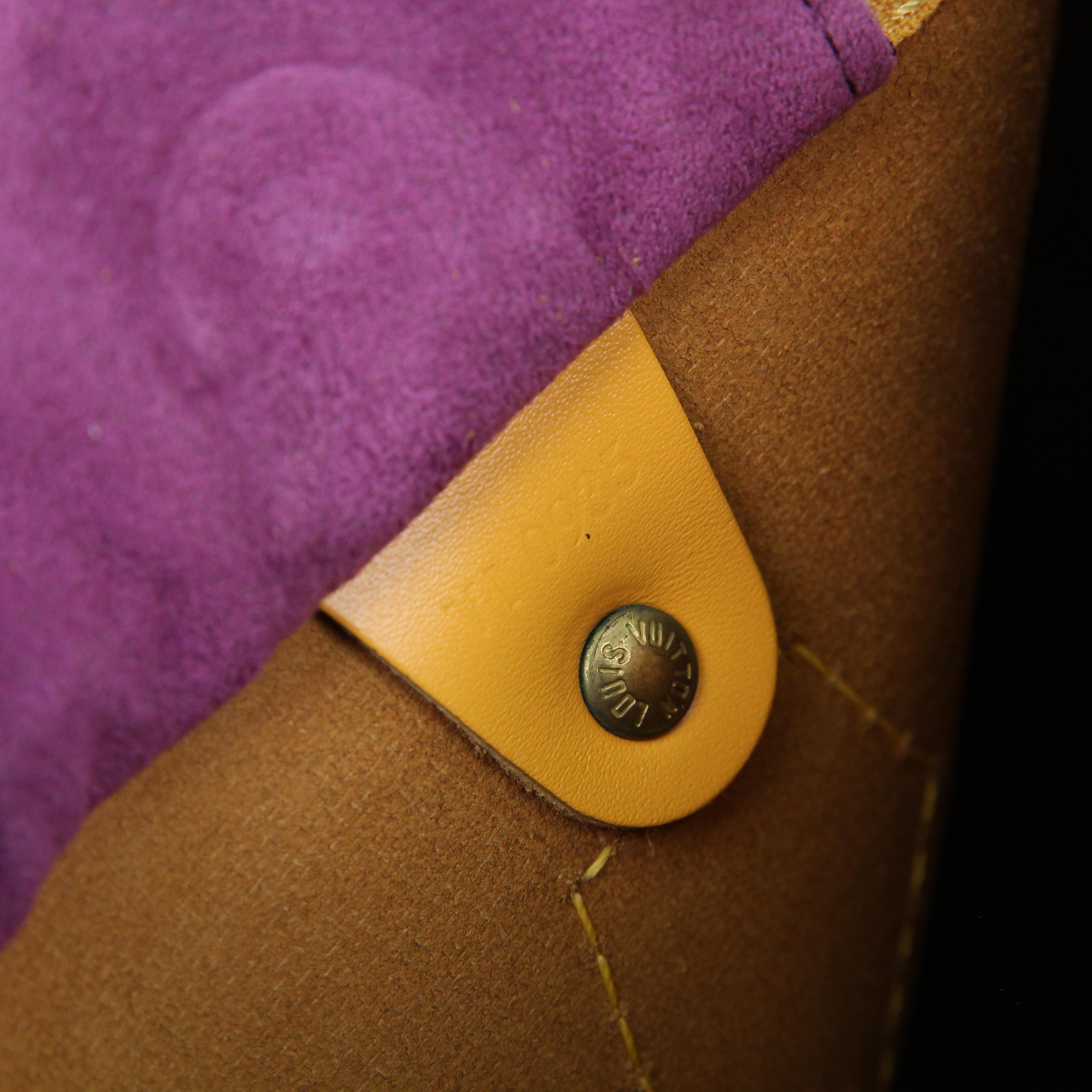 Louis Vuitton Speedy 25 leather handbag In Excellent Condition For Sale In Rīga, LV