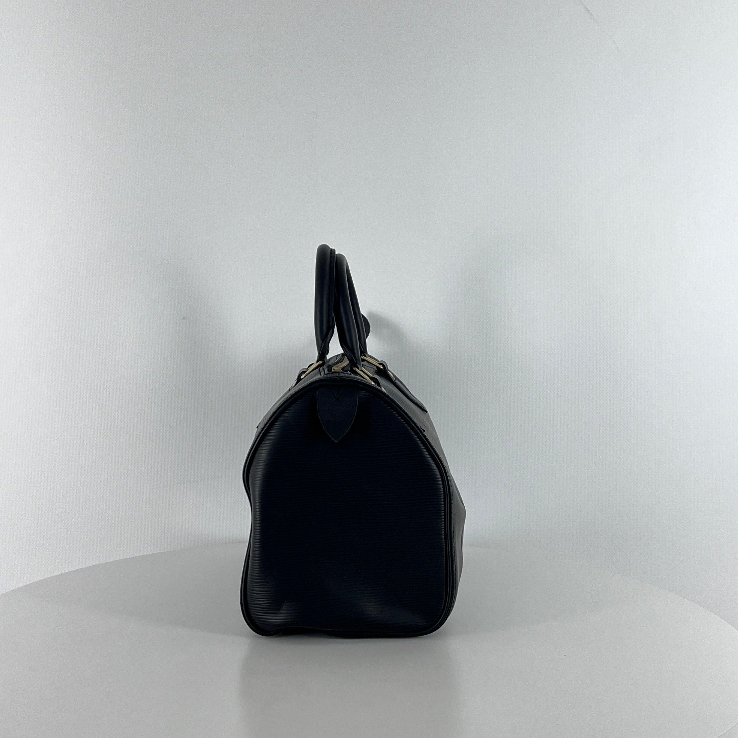 Louis Vuitton Speedy 25 Top Handle Bag Black Leather 2003 Unisexe en vente