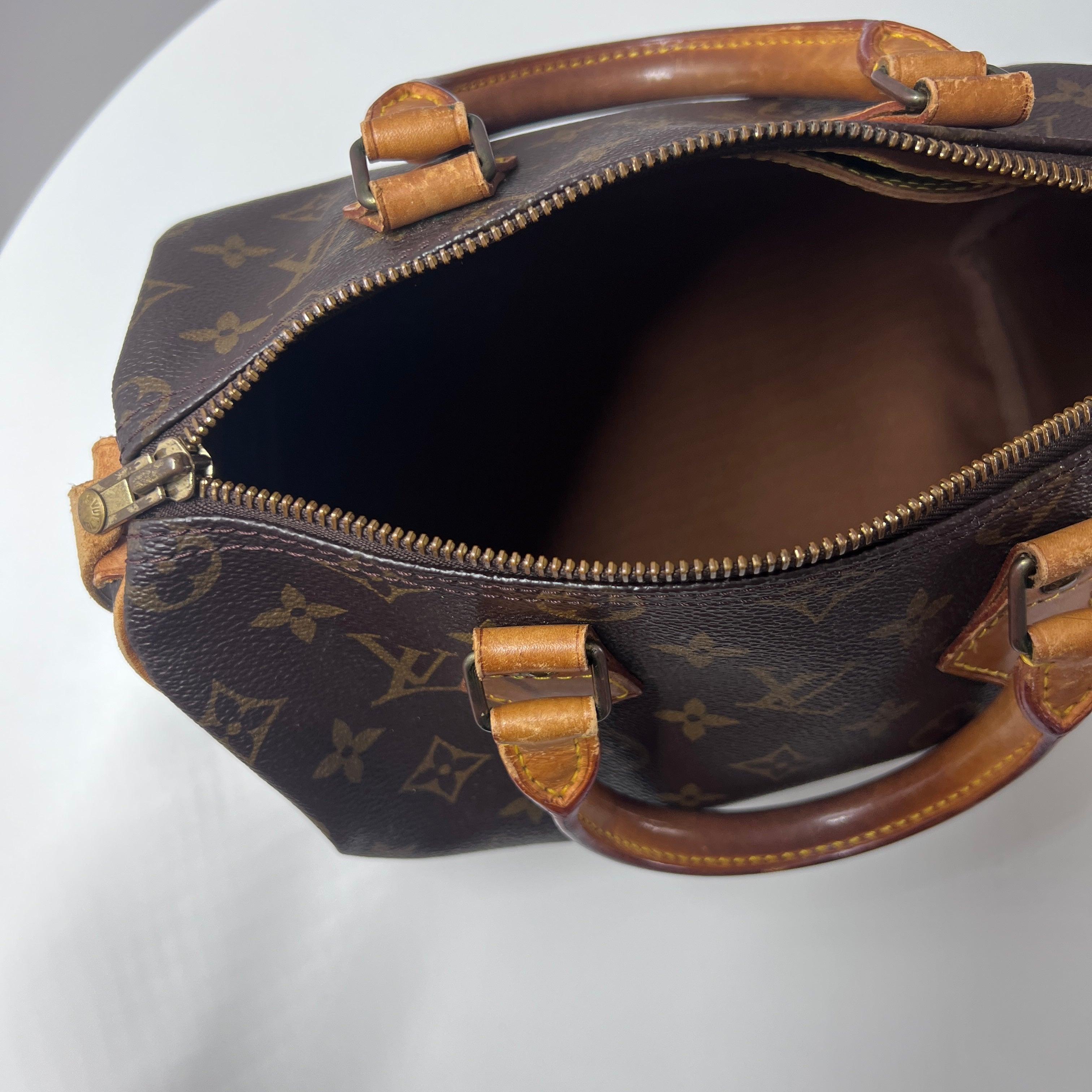 Louis Vuitton Speedy 25 Top Handle Bag Monogram Canvas 1991 en vente 1