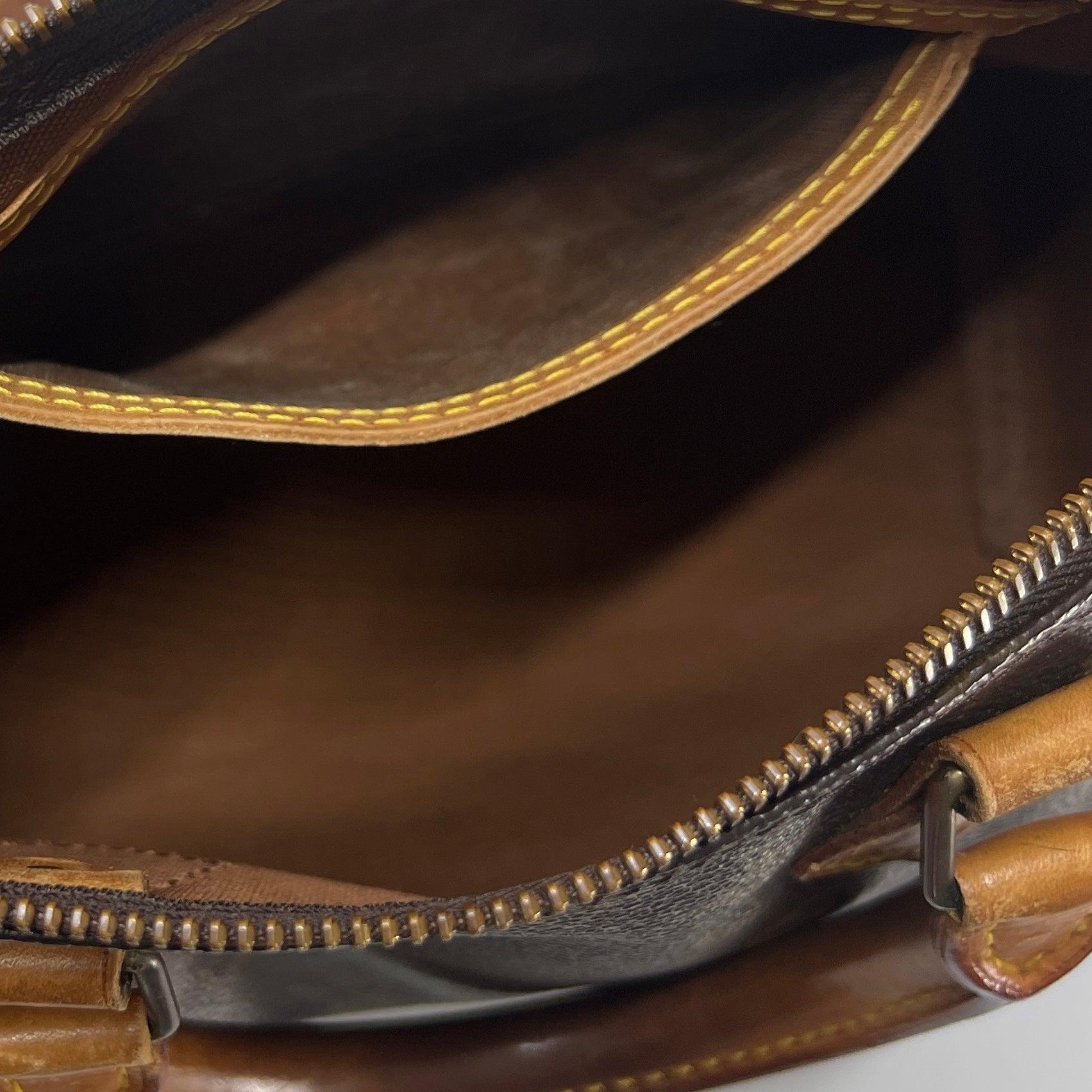 Louis Vuitton Speedy 25 Top Handle Bag Monogram Canvas 1991 en vente 3