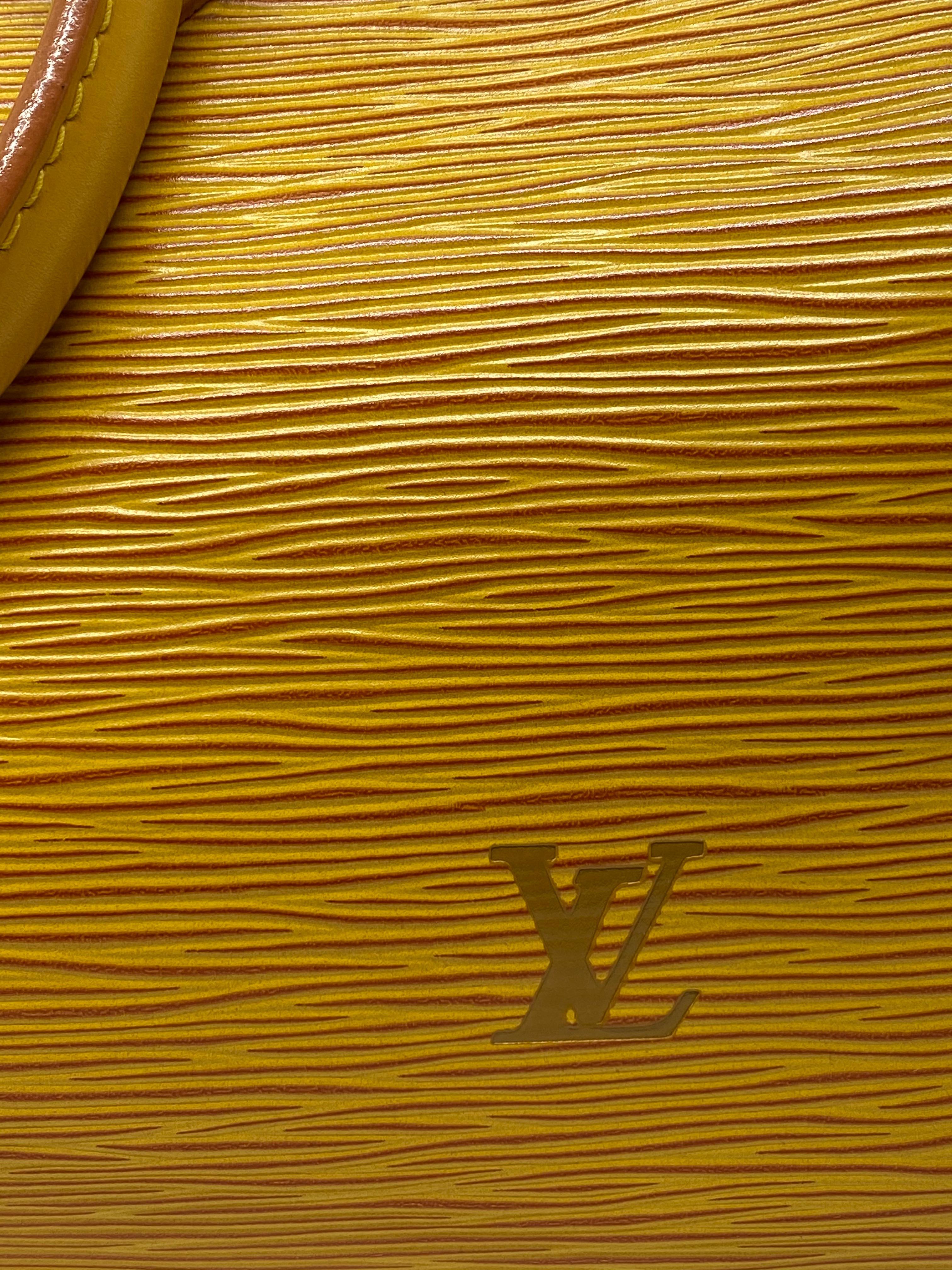 Women's or Men's Louis Vuitton Speedy 25 Yellow EPI Leather Handbag, France 1995.