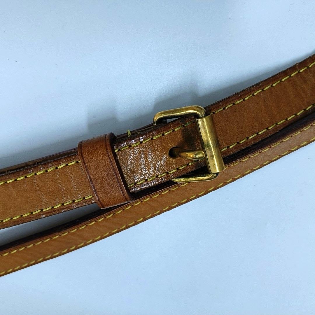Louis Vuitton Speedy 30 Bandouliere Braun Monogram mit Riemen im Angebot 15