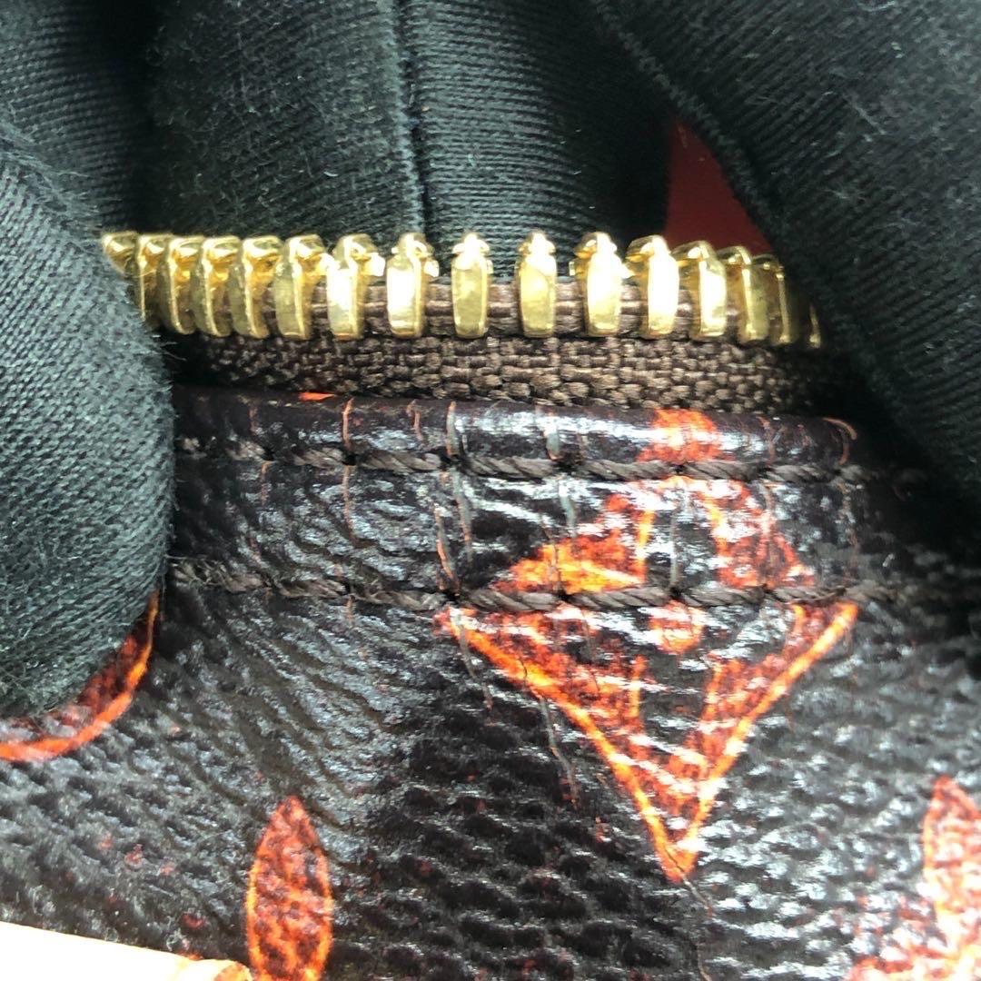 Louis Vuitton Speedy 30 Bandouliere Limited Edition Grace Coddington Catogram Br en vente 15