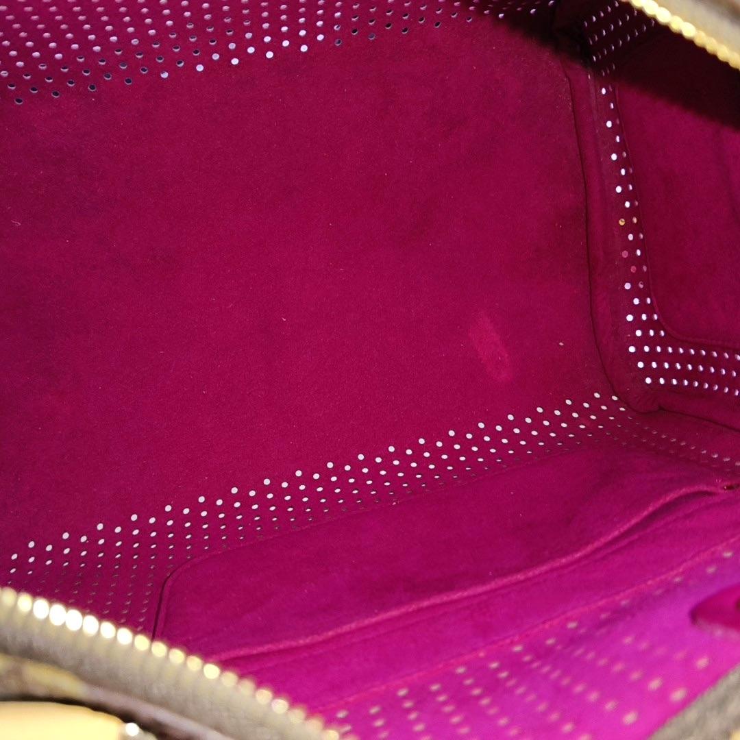 Louis Vuitton Speedy 30 Marrone Traforato Monogram Interno Rosa in vendita 4