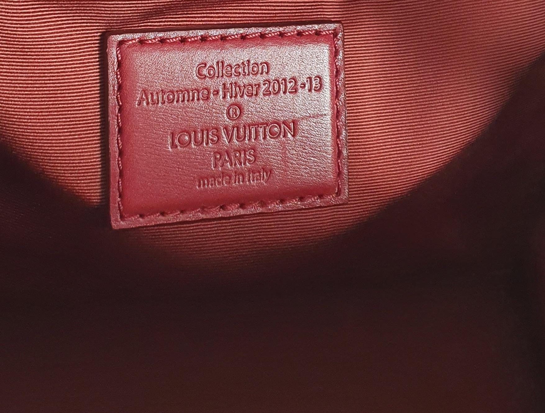 Louis Vuitton, Speedy 30 Limited edition in burgundy cloth 1