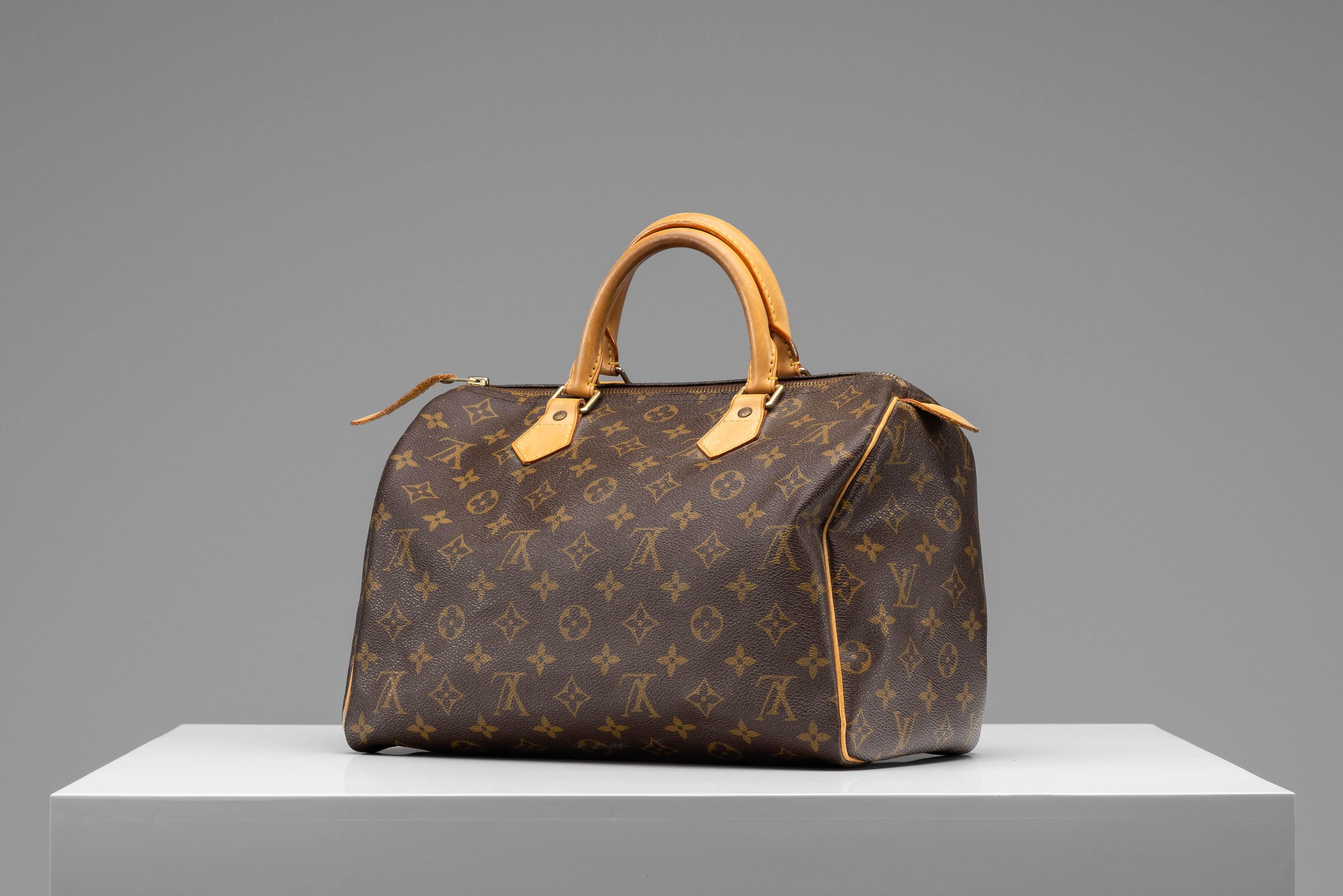 Louis Vuitton Speedy 30 Monogram  In Good Condition For Sale In Roosendaal, NL