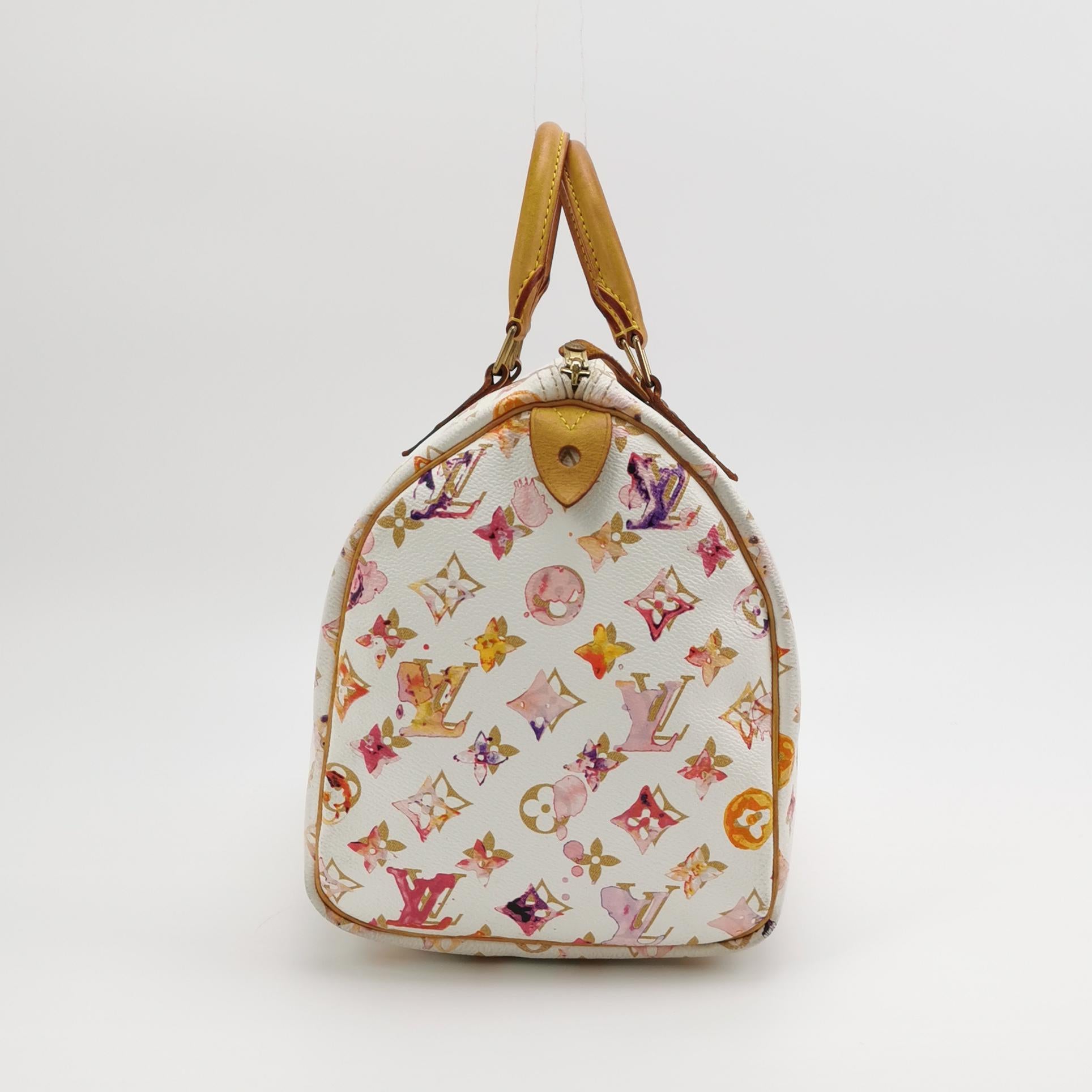 Louis Vuitton Speedy 30 Monogram Acquerello Rosa Borsa Richard Prince 2008
Queste sono foto professionali della borsa offerta da Luxbags.
Cogli l'opportunità di possedere questa eccezionale edizione limitata della collezione primavera/estate 2008 di