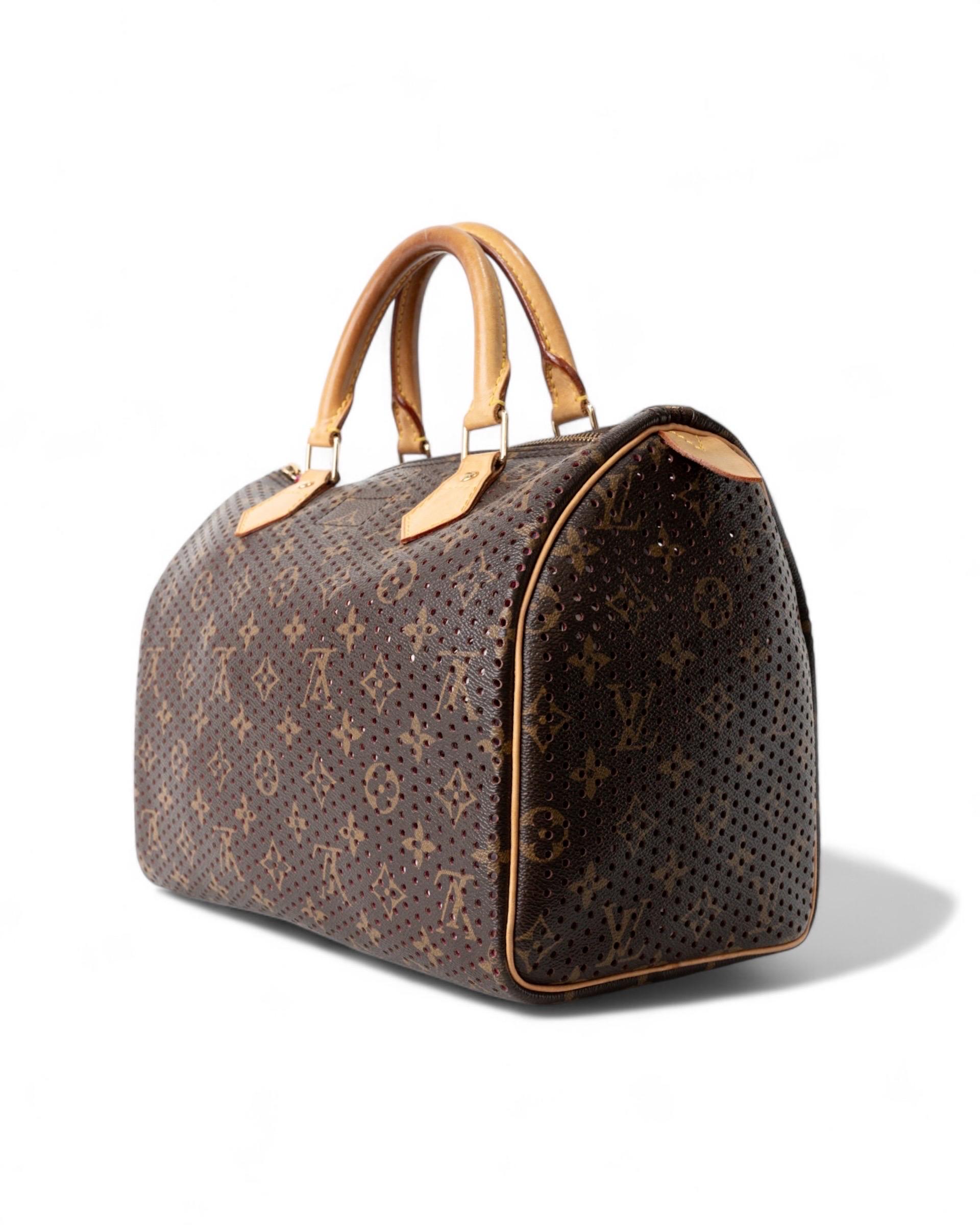 Women's Louis Vuitton Speedy 30 Perforated Pink Handbag For Sale