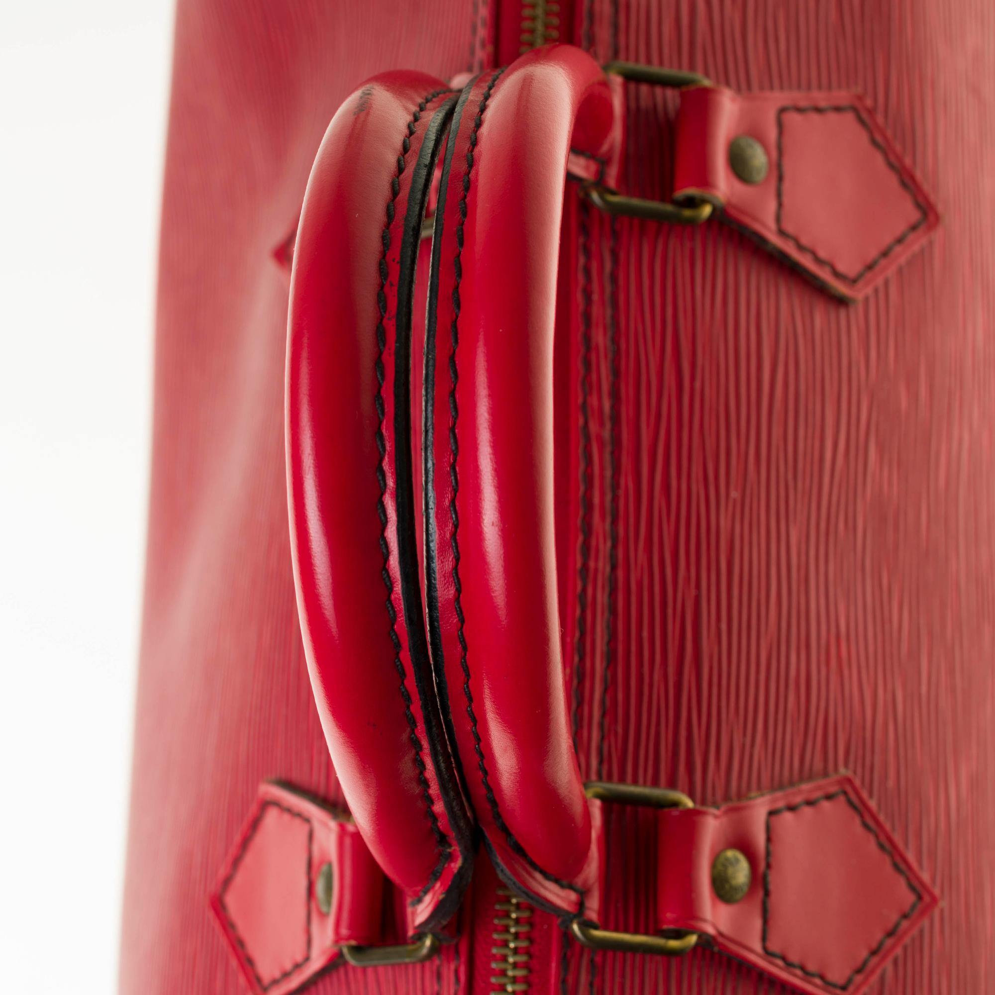 Louis Vuitton Speedy 35 handbag in red épi leather 3
