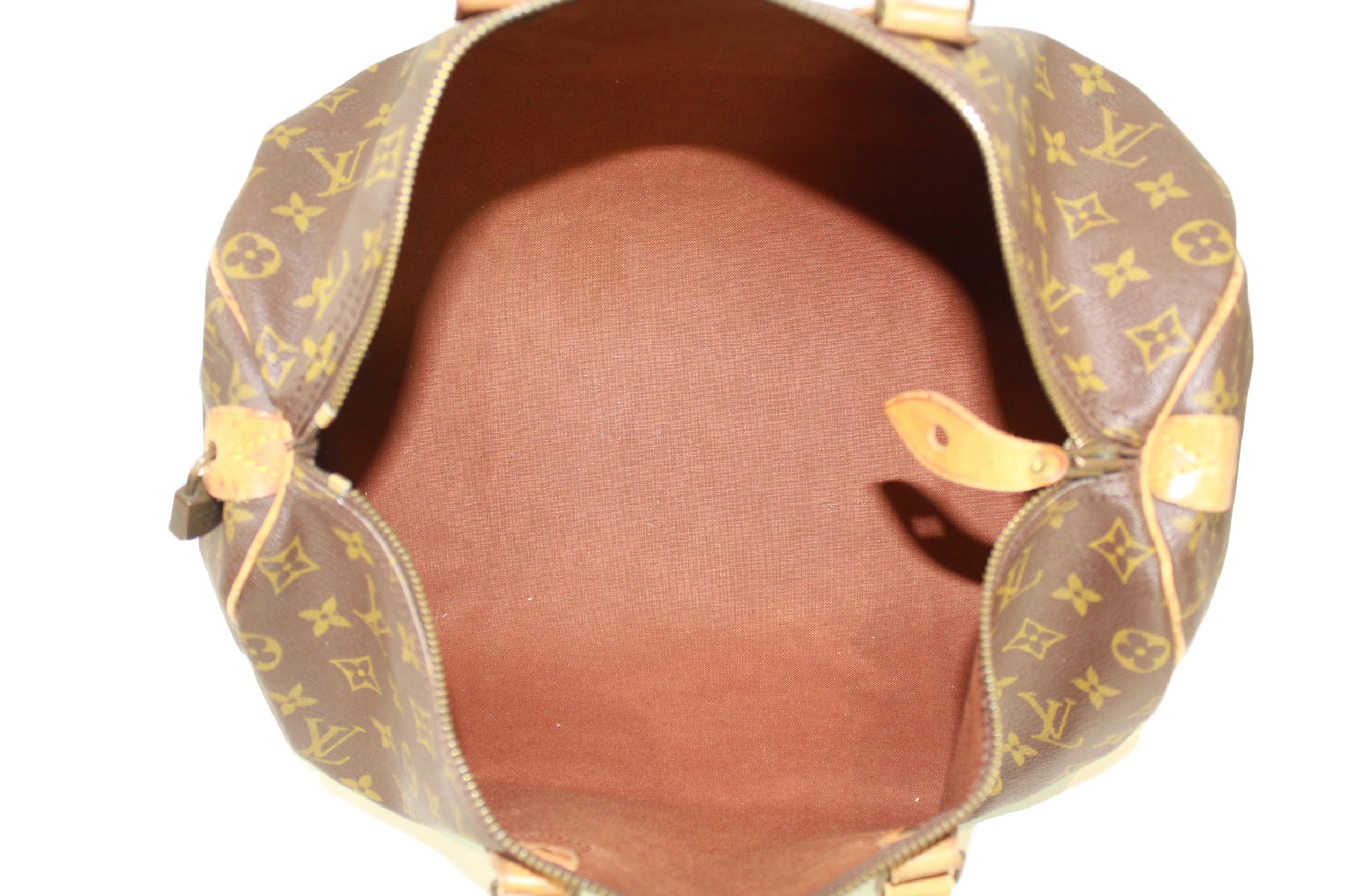 Louis Vuitton Speedy 40 Monogram Canvas Handbag, France 1980.   7