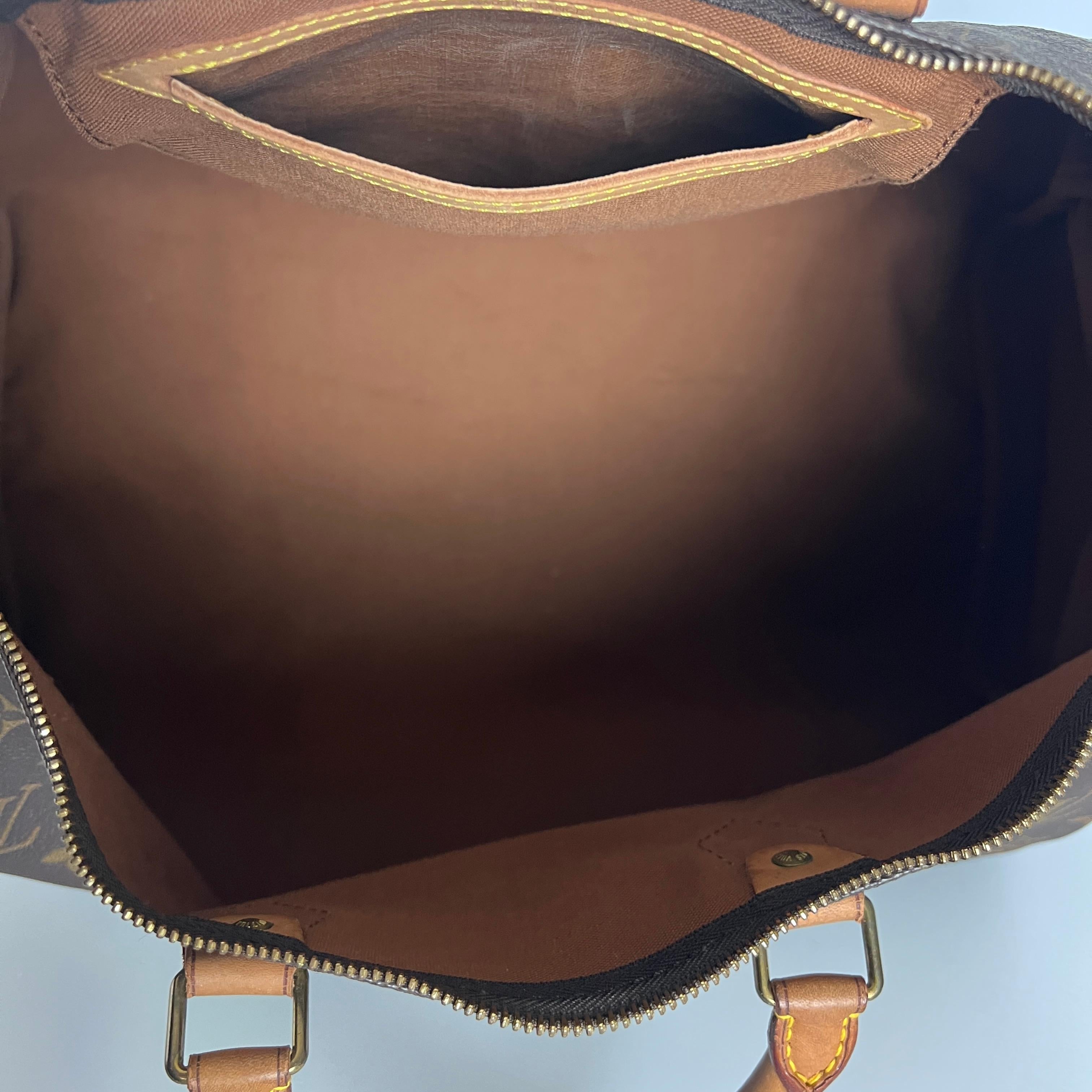 Louis Vuitton Speedy 40 Borsa a manico alto in tela Monogram Marrone 1991 in vendita 5