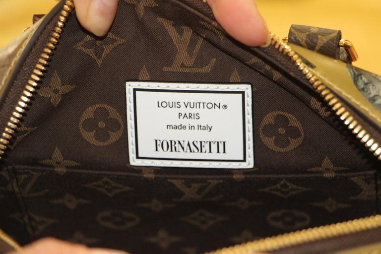 Louis Vuitton Speedy Bandoulière 25 cm , Fornasetti Limited Edition  For Sale 3