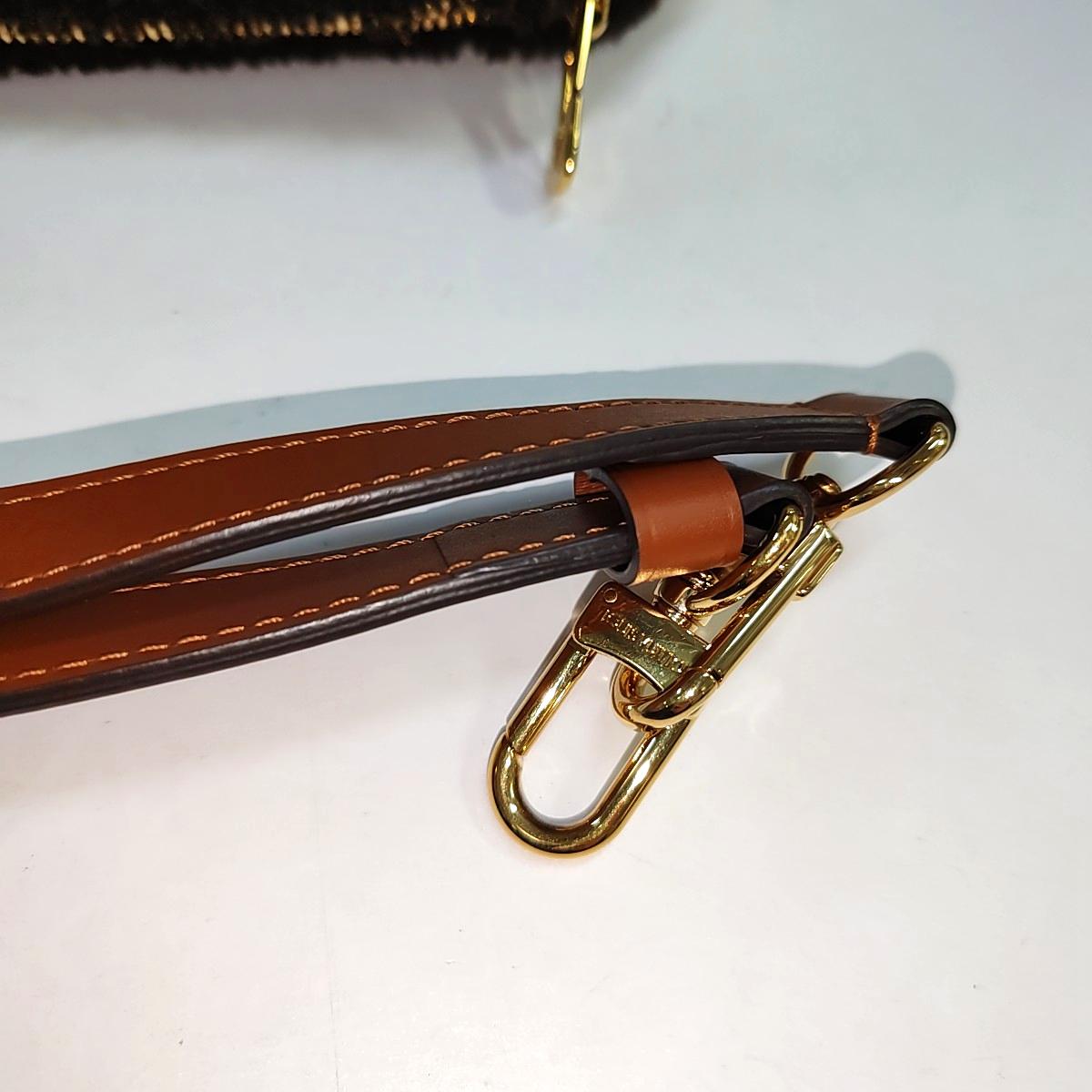 Louis Vuitton Speedy Bandouliere 25 Teddy Shearling Giant Monogram Crossbody Bag 8