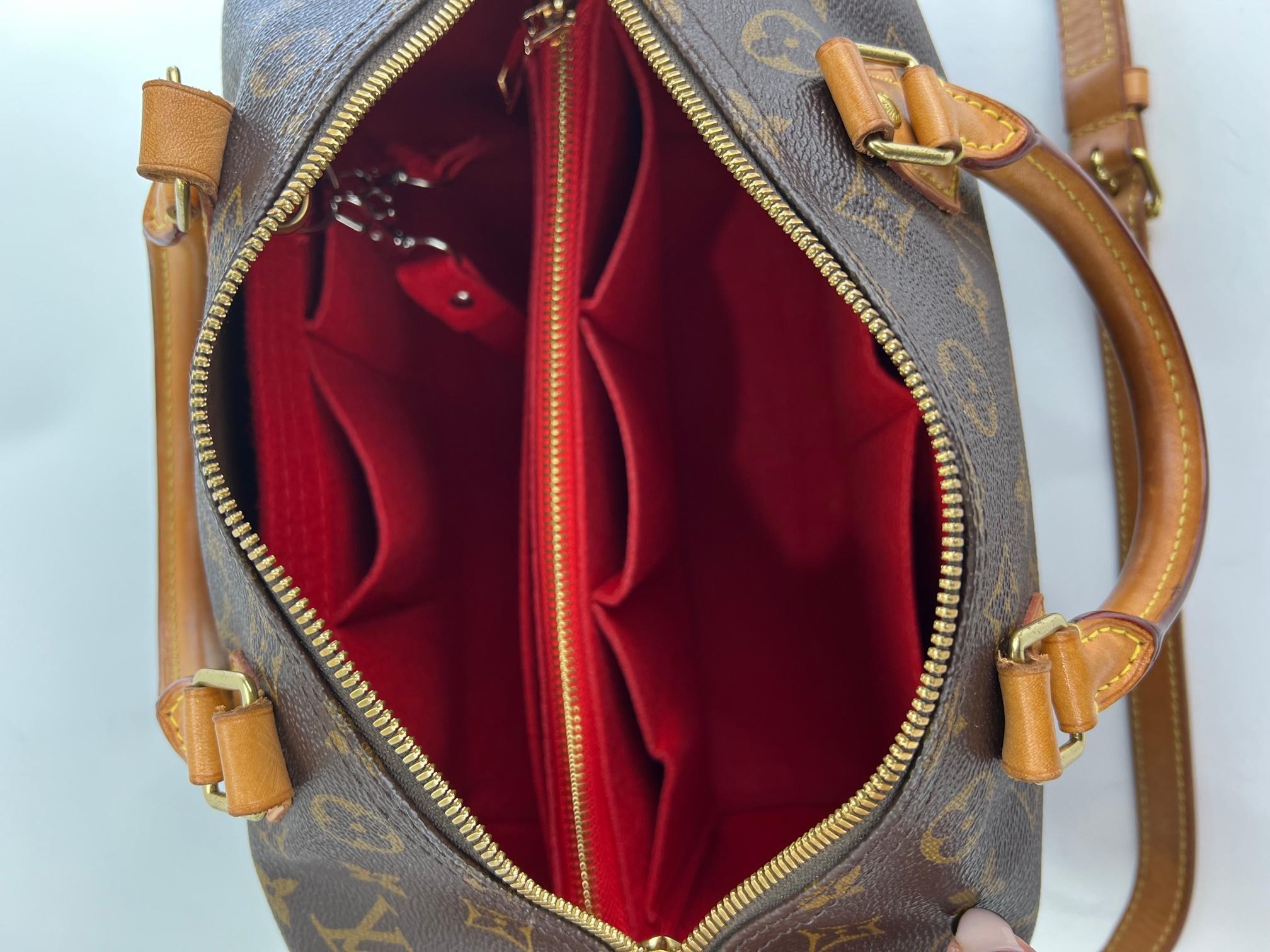 LOUIS VUITTON Speedy Bandouliere 30 Monogram Shoulder Hand Bag Added Insert 3