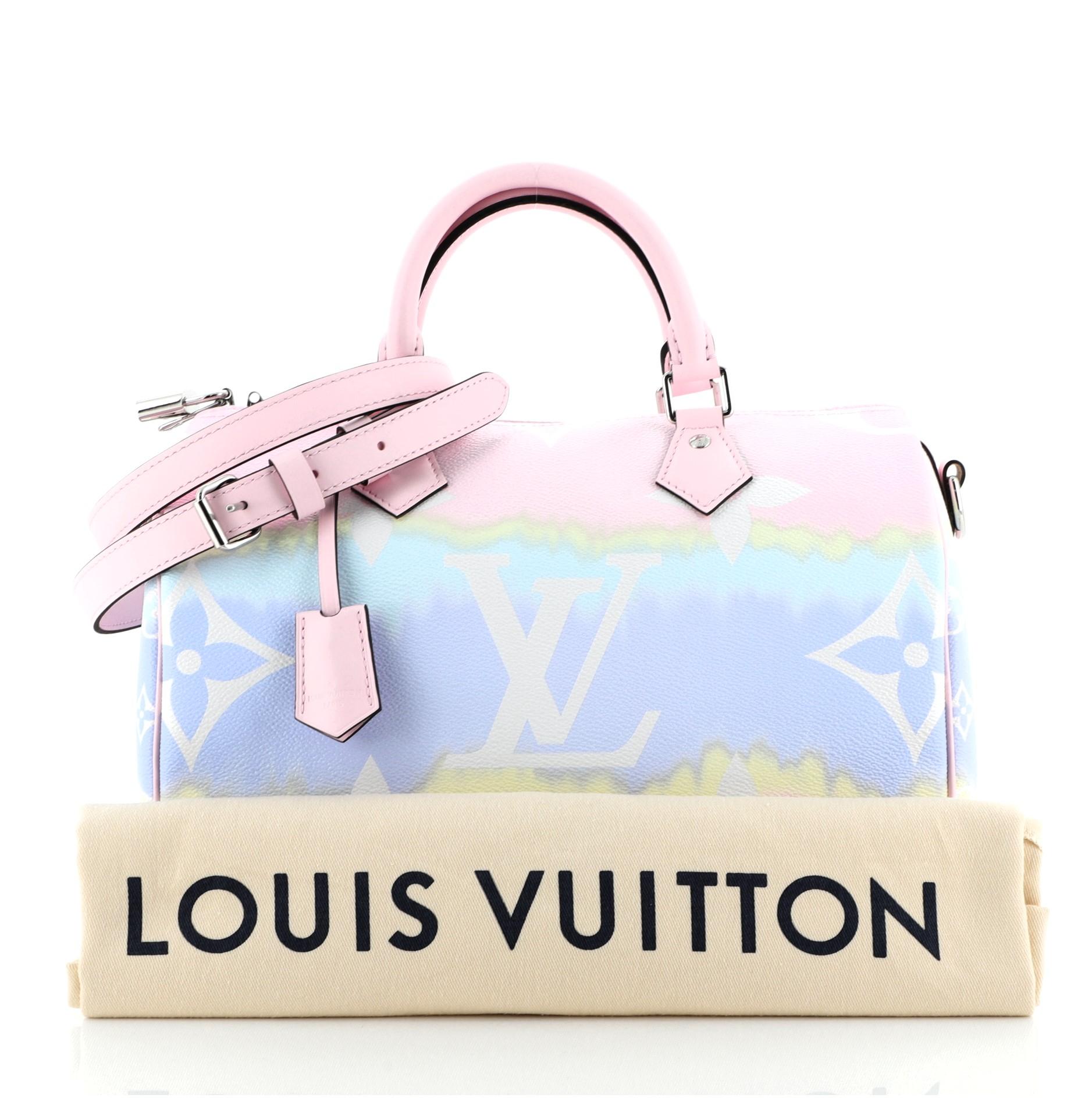 Condition: Excellent. Slight creasing on exterior, small mark and indentation on strap, scratches on hardware.
Accessories: Lock, Clochette, Keys, Dust Bag, With Strap
Measurements: Handle Drop 3.5