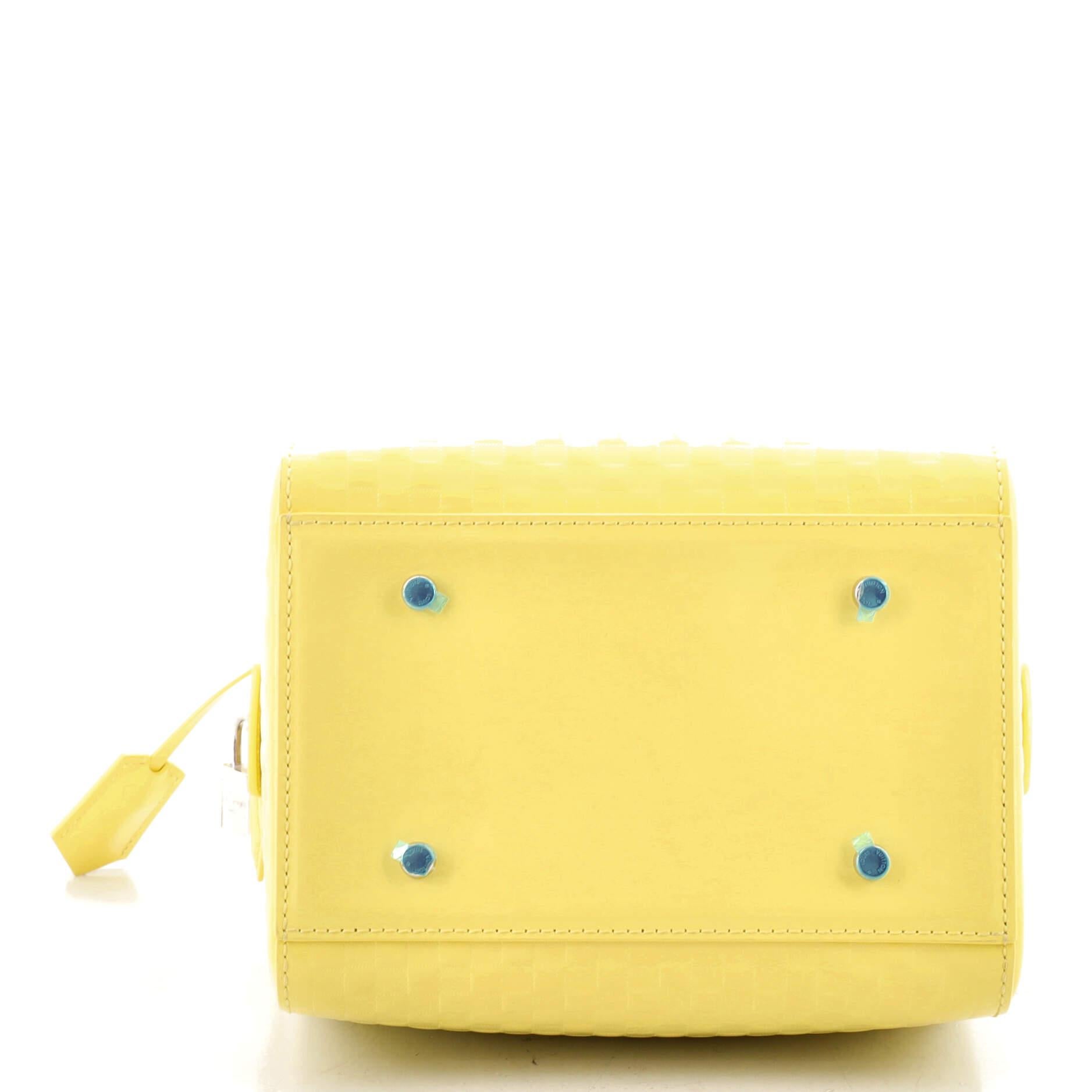 cube purse
