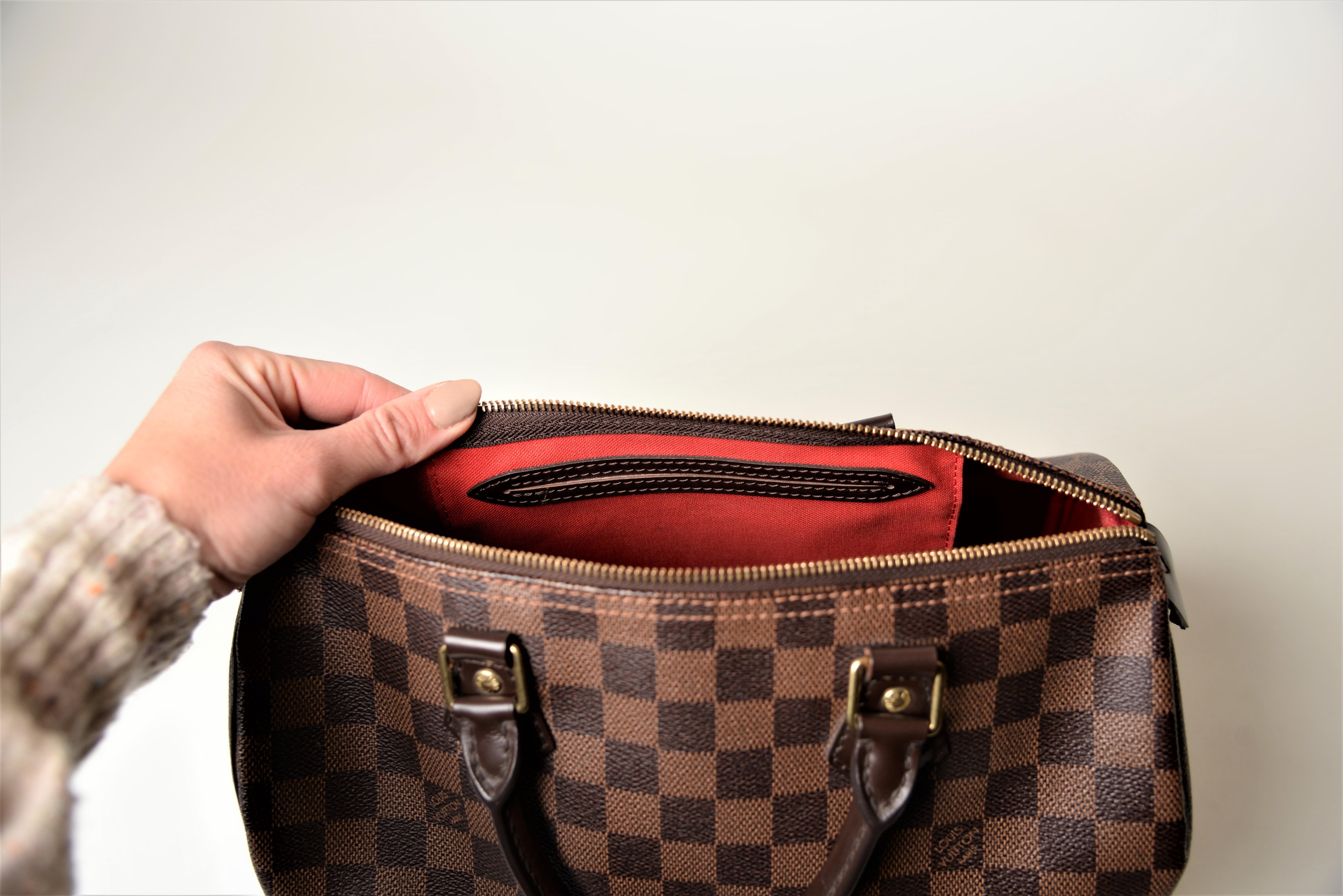 Louis Vuitton Speedy Damier 30 Handbag 9