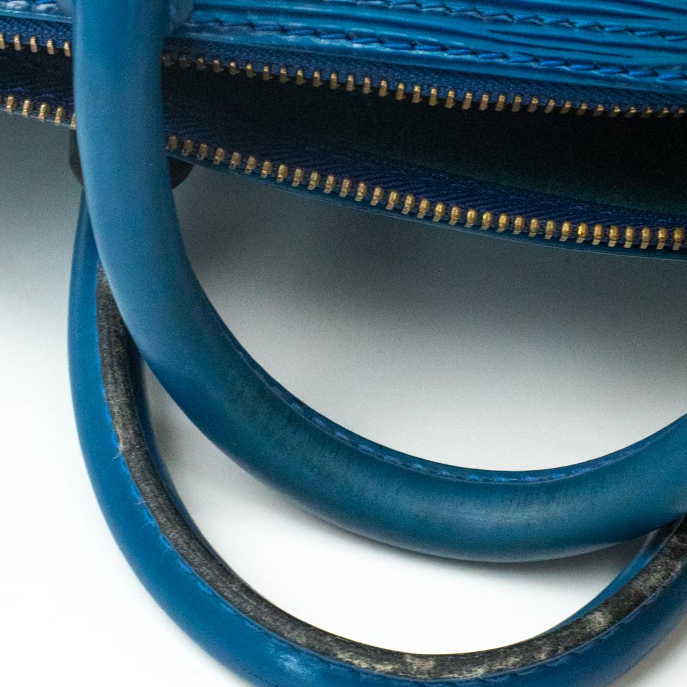 Louis Vuitton, Speedy in blue leather 8