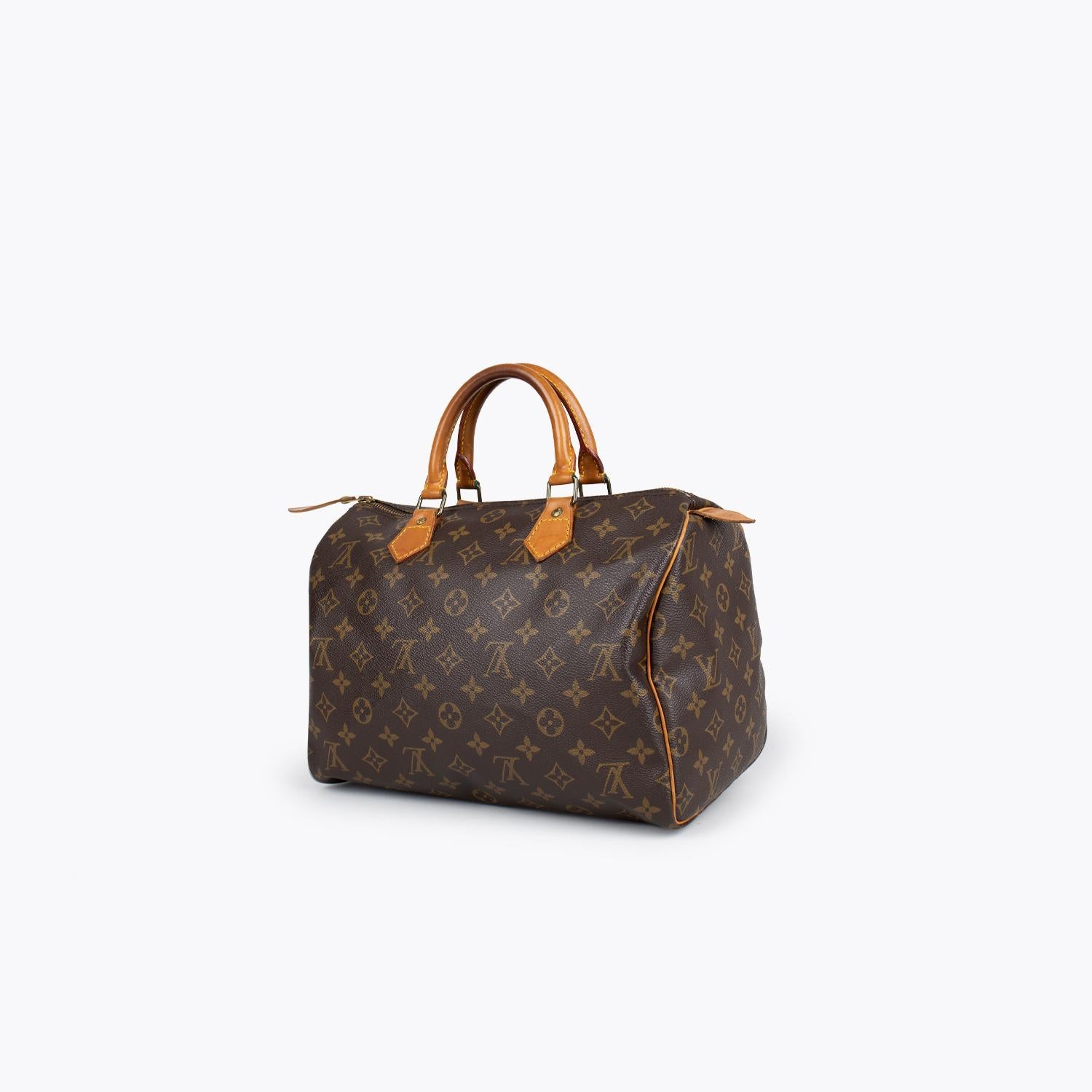 Louis Vuitton Speedy Monogram 30 Handbag  In Good Condition For Sale In Sundbyberg, SE