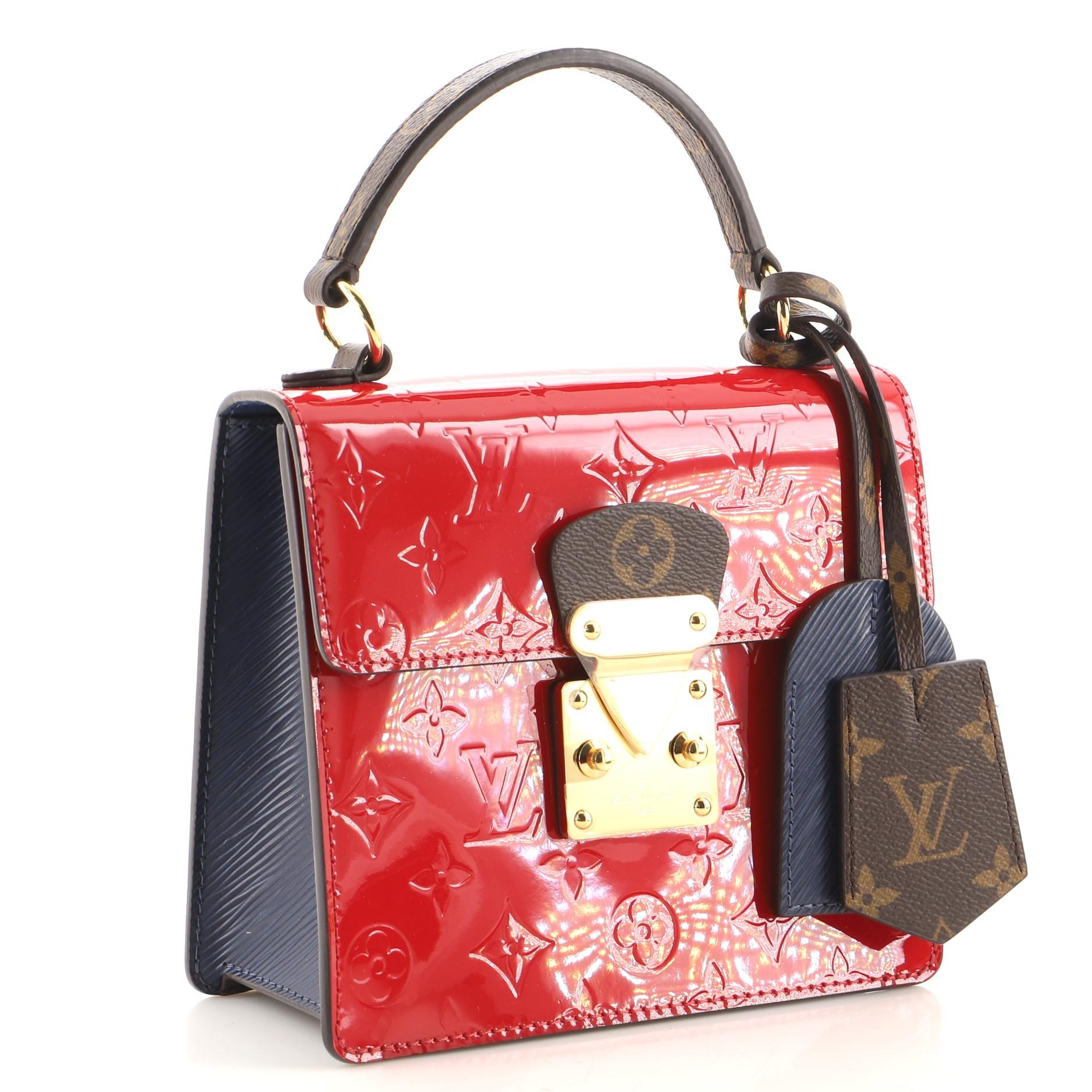 Condition: Very good. Odor in interior. Minor wear on base corners, light wear underneath flap and in interior, scratches on hardware.
Accessories: Luggage Tag, Clochette, With Strap
Measurements: Handle Drop 3.5