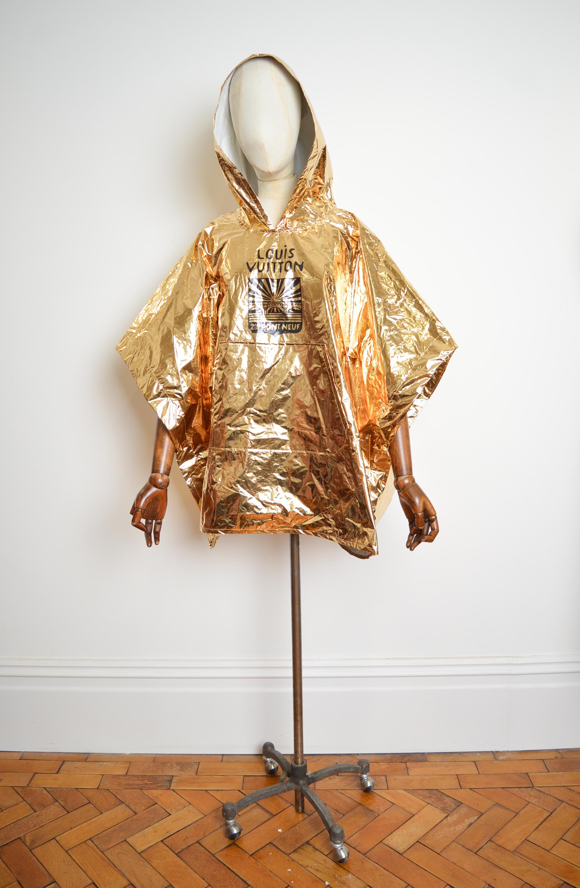 LOUIS VUITTON Spring Summer 2024 Show Invitation - Gold Souvenir Festival Poncho For Sale 7