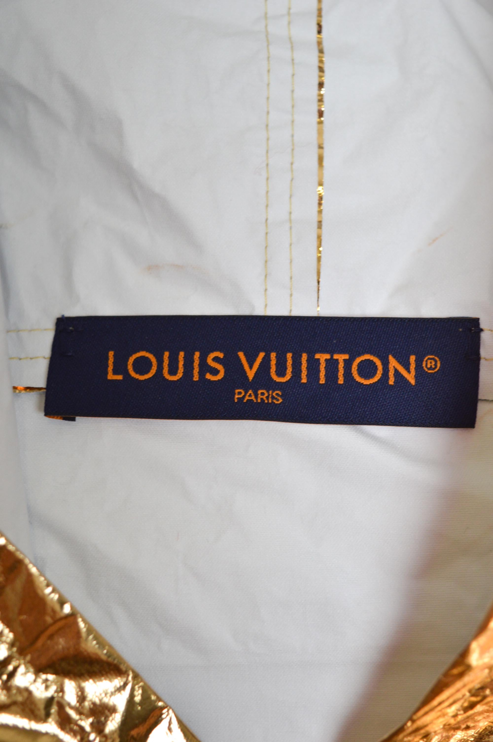 LOUIS VUITTON Spring Summer 2024 Show Invitation - Gold Souvenir Festival Poncho In Excellent Condition For Sale In Sheffield, GB