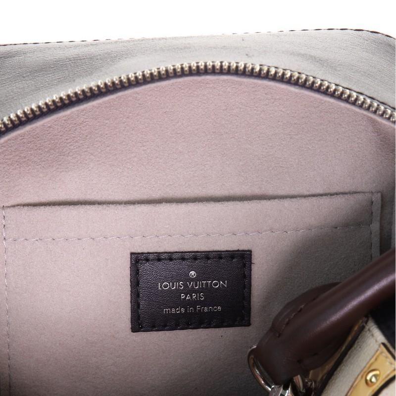 Die quadratische Tasche von Louis Vuitton Limited Edition Time Trunk aus Segeltuch 1