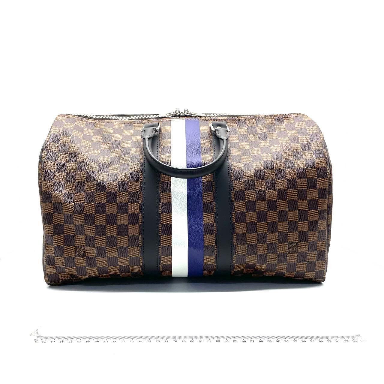 Included Accessories

STRAP,LUGGAGE TAG,LOOP,LOCK, Dustbag

Season

SPRING/SUMMER 17

You’ll be roaring in style with this limited edition Louis Vuitton keepall. Part of the the Savannah collection, this duffle features a giraffe motif against a