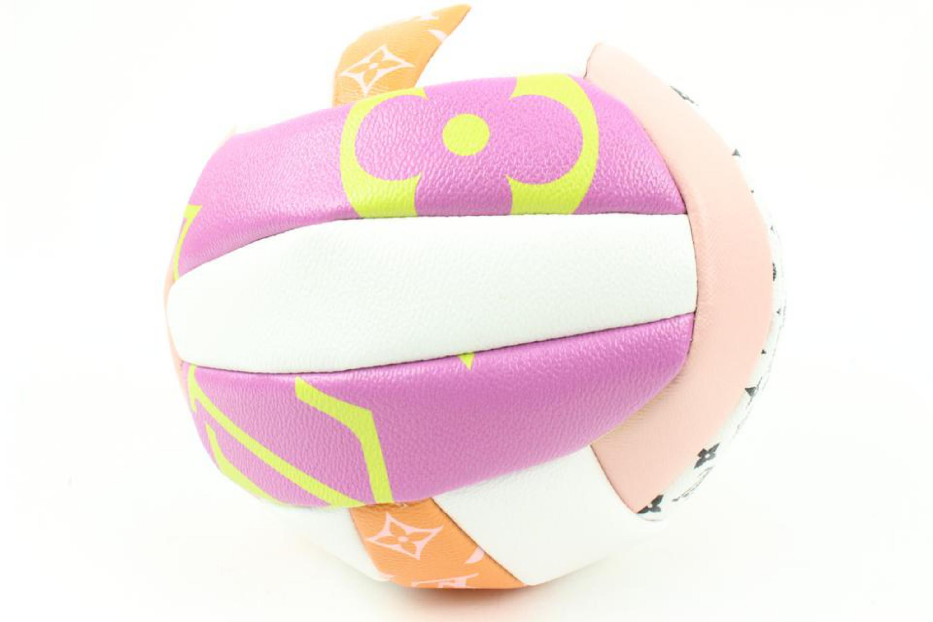 Louis Vuitton SS20 Limited Pink x Orange Monogram Giant Volleyball 121lv43 For Sale 3
