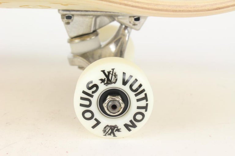 Louis Vuitton Pre-owned monogram-print Skateboard - Brown