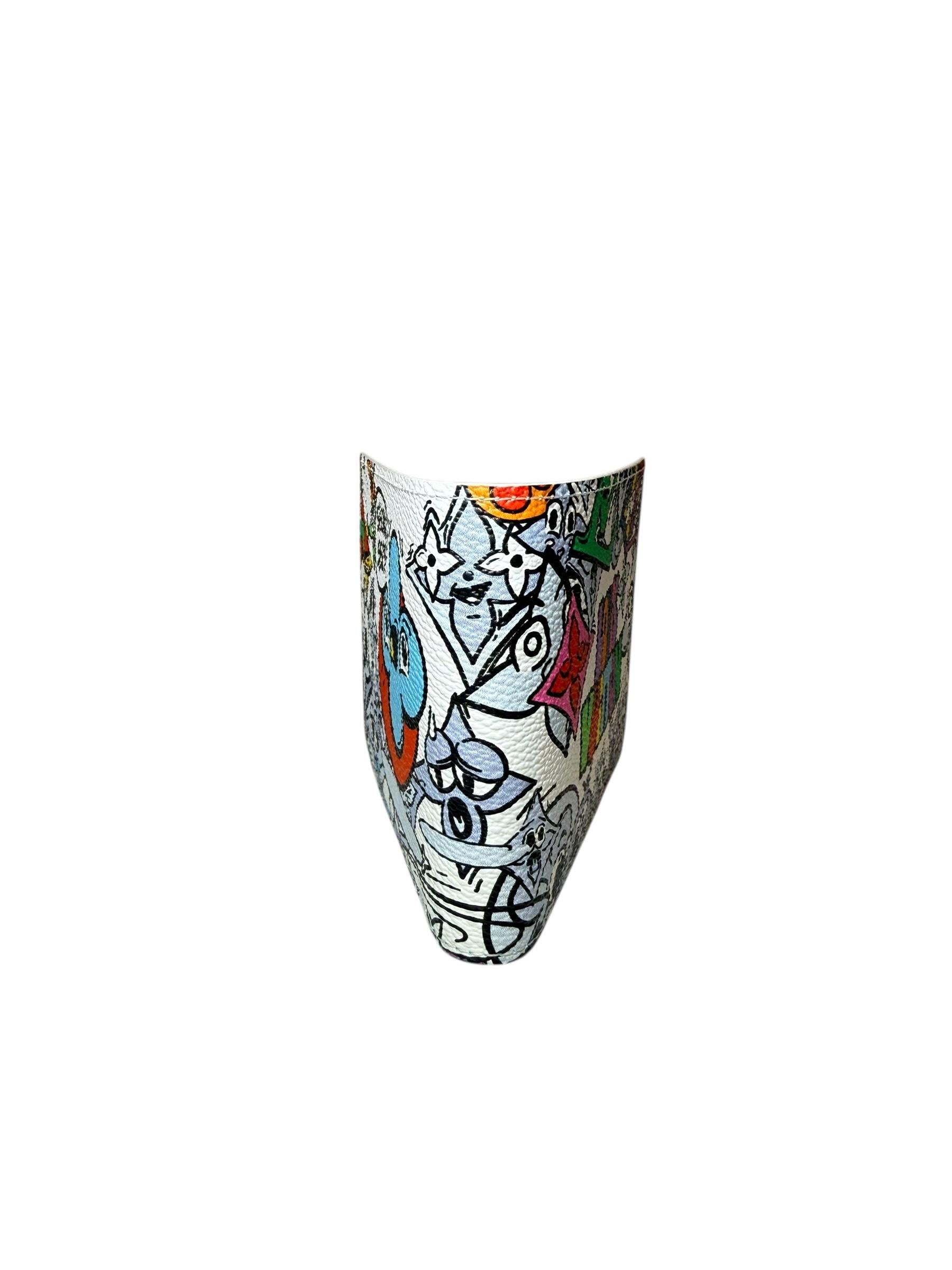 Louis Vuitton SS23 Comics Multiple Wallet, Limited Edition, 2023 — Full Set (Beige) im Angebot