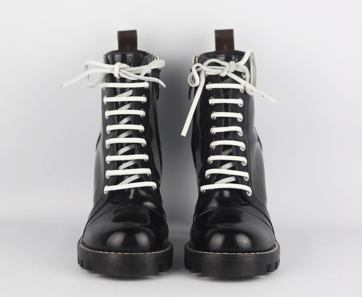 Black Leather Star Trail Biker Boots