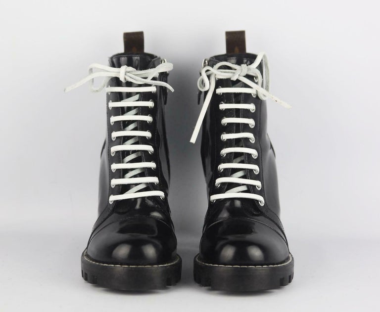 Star trail leather lace up boots Louis Vuitton Black size 39.5 EU in  Leather - 30597227
