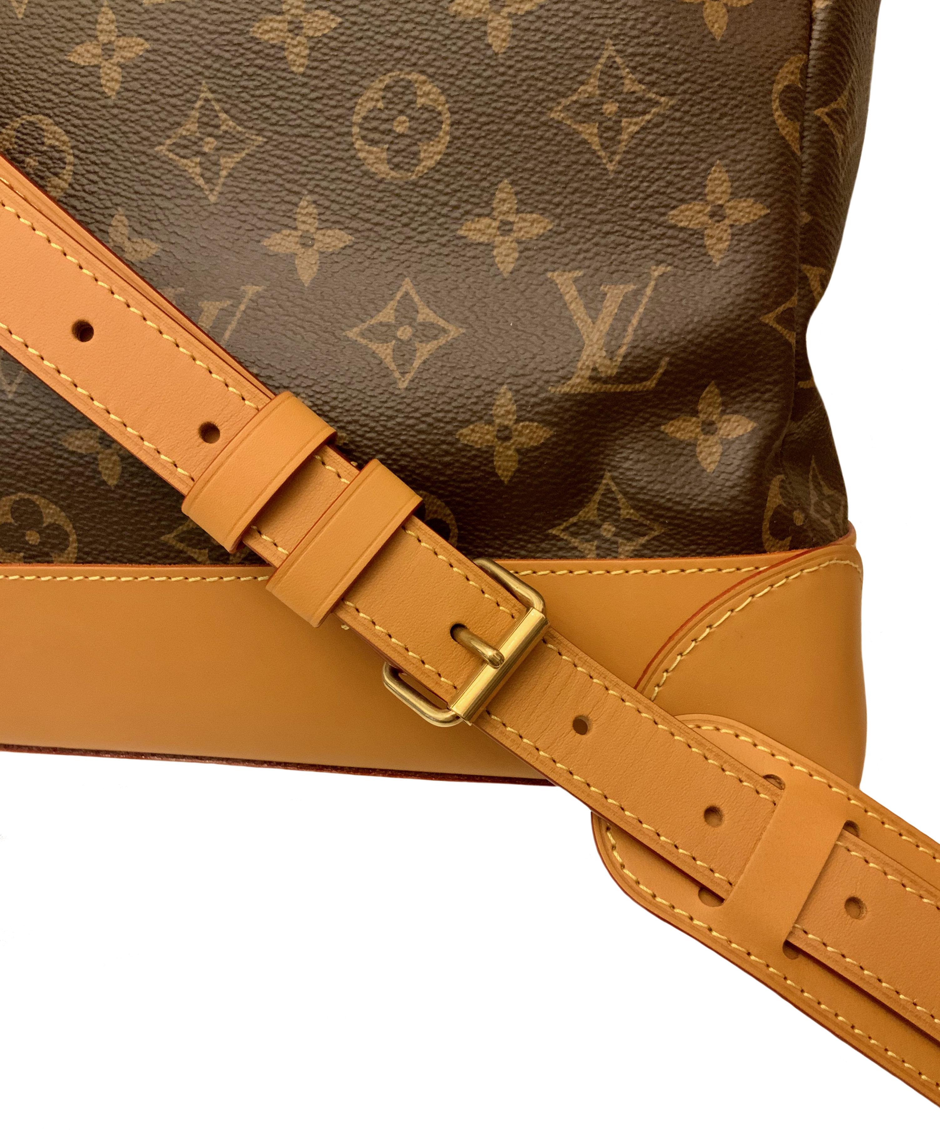 Louis Vuitton Steamer PM Monogram Bag In Excellent Condition In Geneva, CH