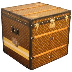 Louis Vuitton Steamer Trunk:: Louis Vuitton Cube Trunk:: Louis Vuitton Trunk