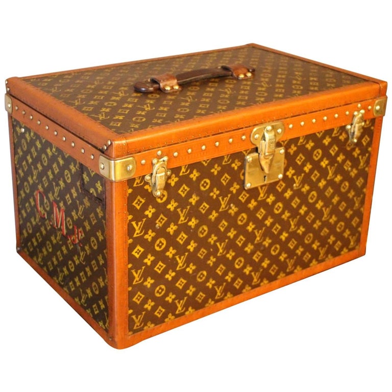 Nikke Orphan tykkelse Louis Vuitton Trunk, Louis Vuitton Hat Trunk For Sale at 1stDibs