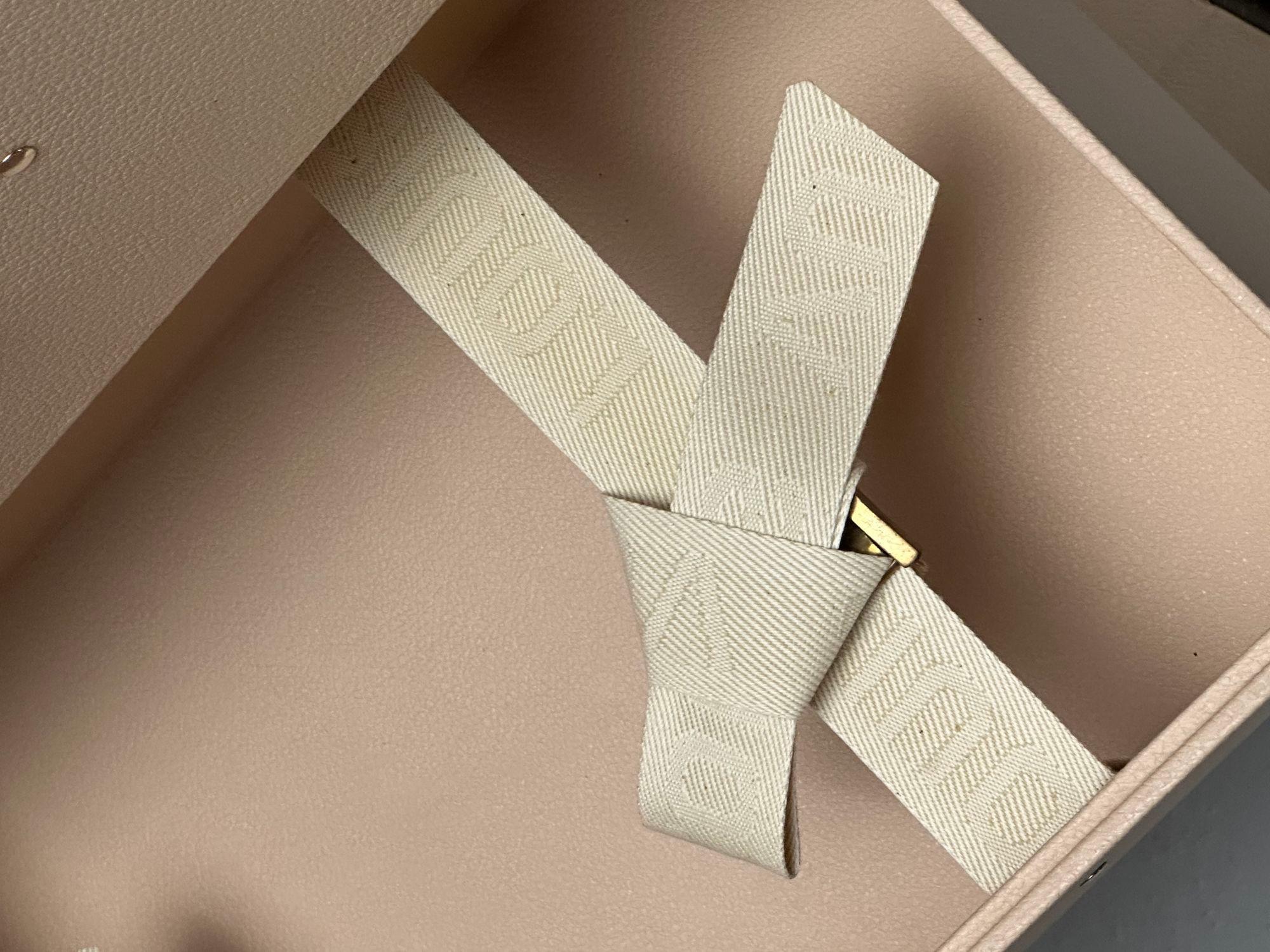 Louis Vuitton, malle à vapeur, toile Monogram, cuir, commande spéciale en vente 4