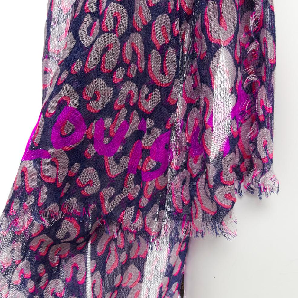 LOUIS VUITTON Stephen Sprouse blue pink leopard Graffiti cashmere silk scarf
Reference: SNKO/A00345
Brand: Louis Vuitton
Collection: Stephen Sprouse
Material: Cashmere, Silk
Color: Pink, Blue
Pattern: Leopard
Extra Details: Purple logo at edge of