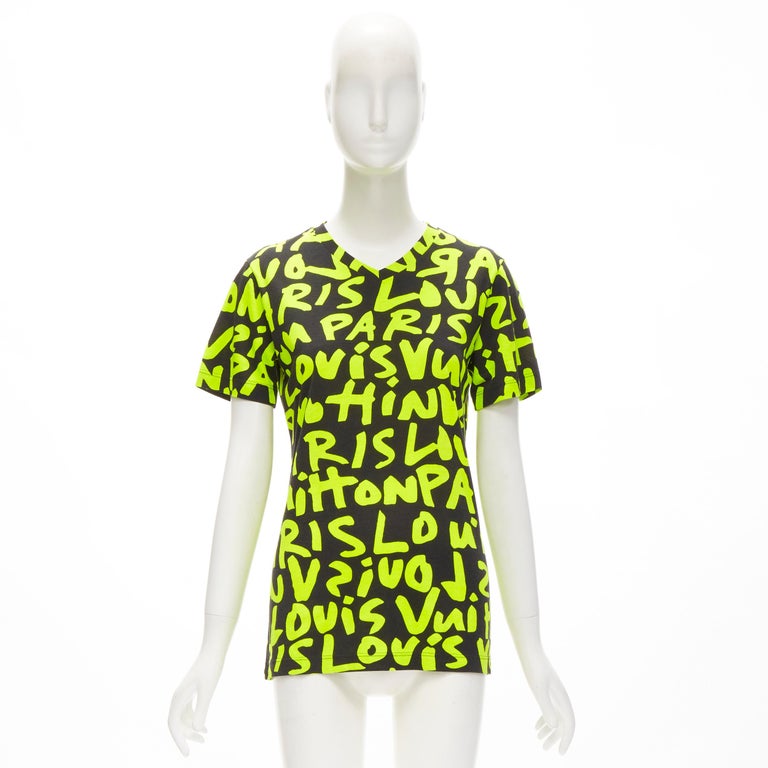 LOUIS VUITTON Stephen Sprouse Iconic Graffiti black neon yellow tshirt For  Sale at 1stDibs  louis vuitton graffiti shirt, louis vuitton graffiti t  shirt black, louis vuitton green t shirt