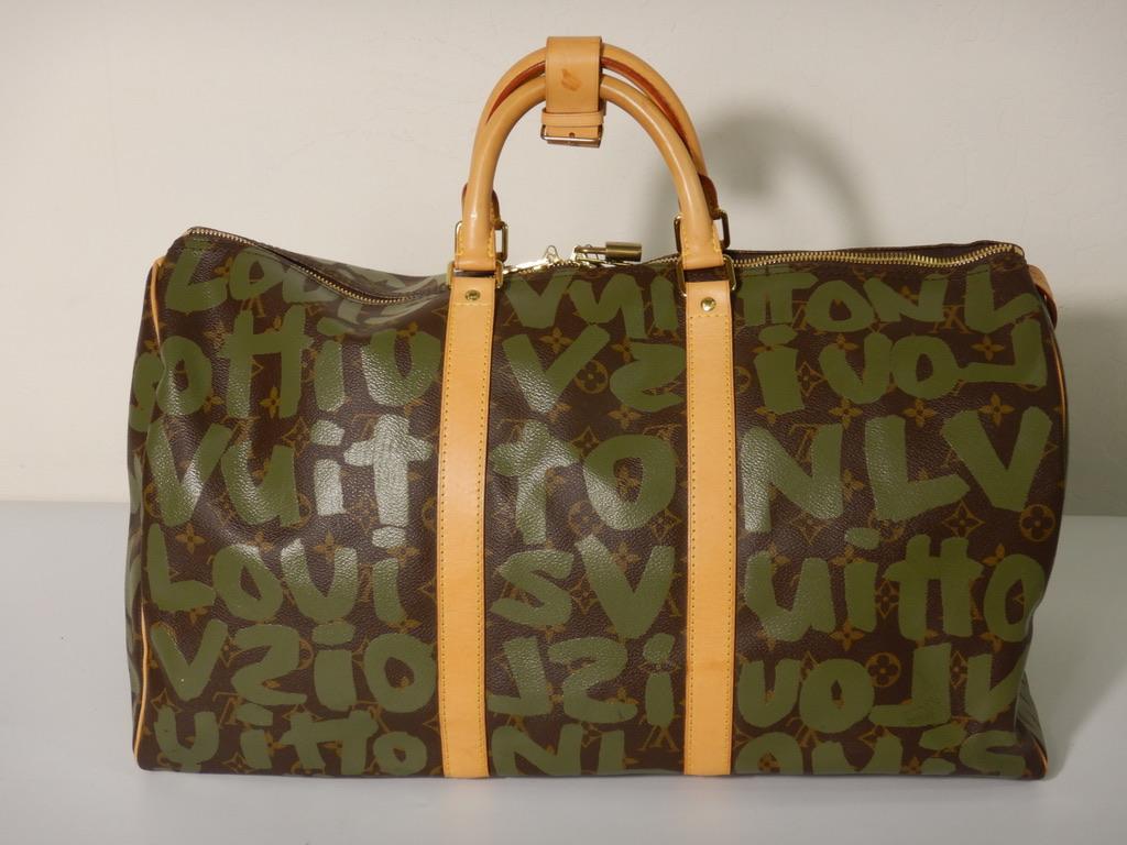 Louis Vuitton - Sac à main « Graffiti Keepall » à monogrammes vert kaki Stephen Sprouse 50  Pour femmes en vente
