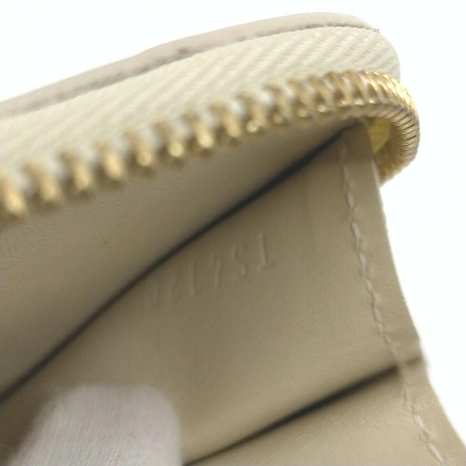 EXCELLENT CONDITION
(9/10 or A)

(zipper) Zipper works properly




Width (inch) : 3.93 inch(approx)
Width (cm) : 10 cm(approx)
Height (inch) : 3.93 inch(approx)
Height (cm) : 10 cm(approx)
Depth (inch) : 0.59 inch(approx)
Depth (cm) : 1.5
