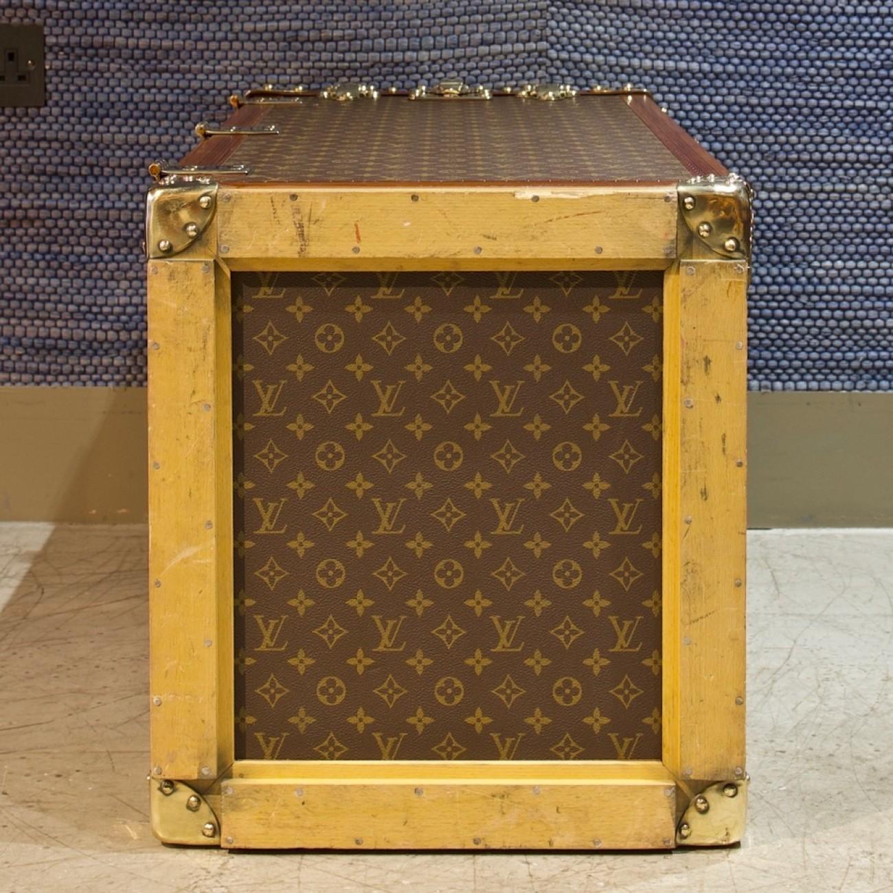 Louis Vuitton Stokowski Secretaire Trunk, circa 1990 3