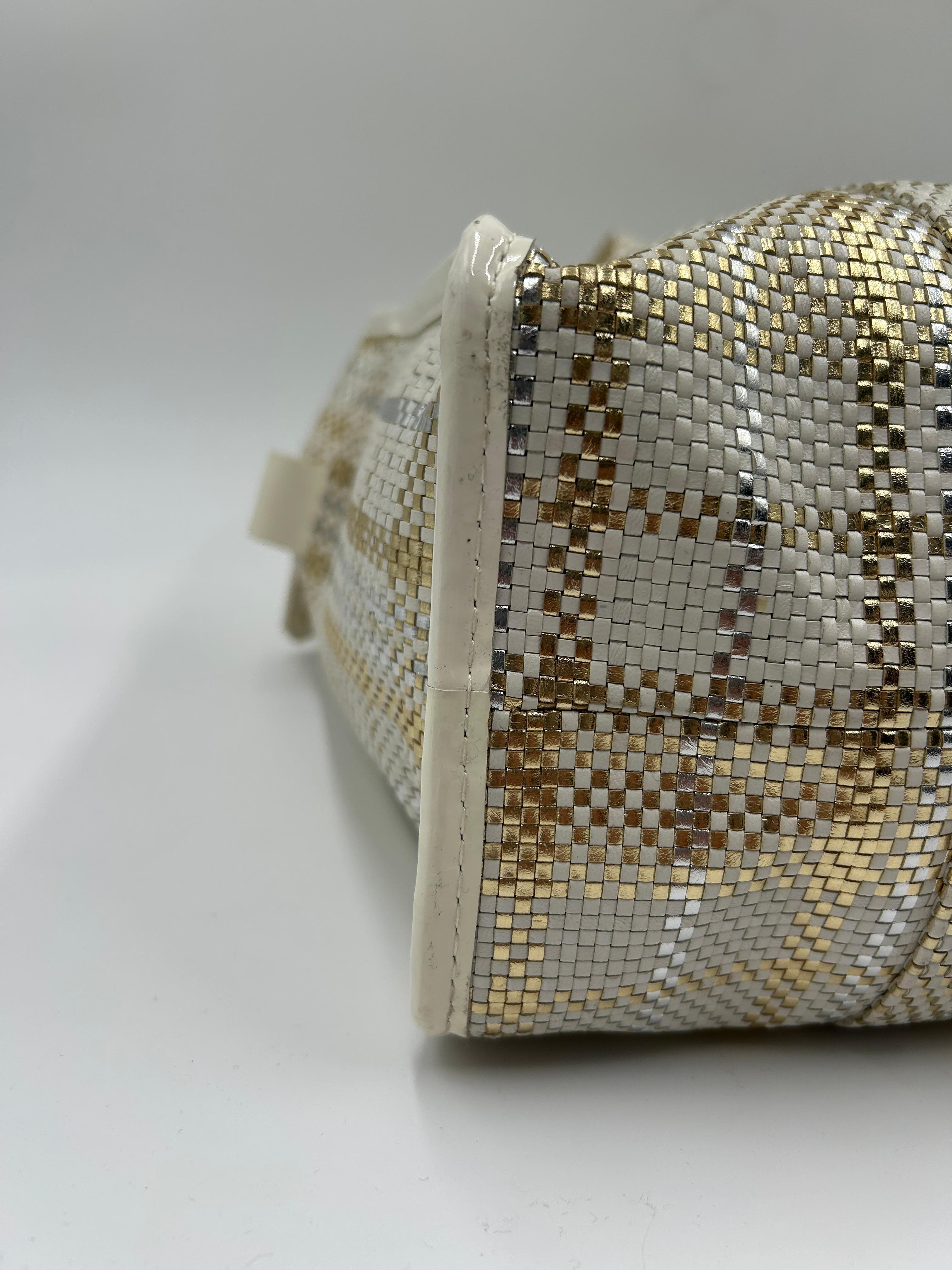 Louis Vuitton Street Shopper Sac fourre-tout en cuir tressé en vente 3